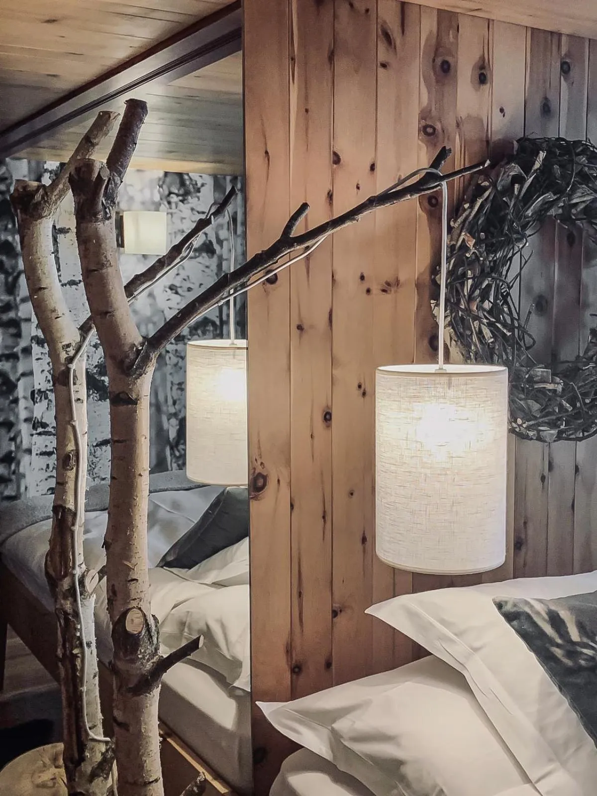 Bed in Hôtel Le Grand Chalet Favre