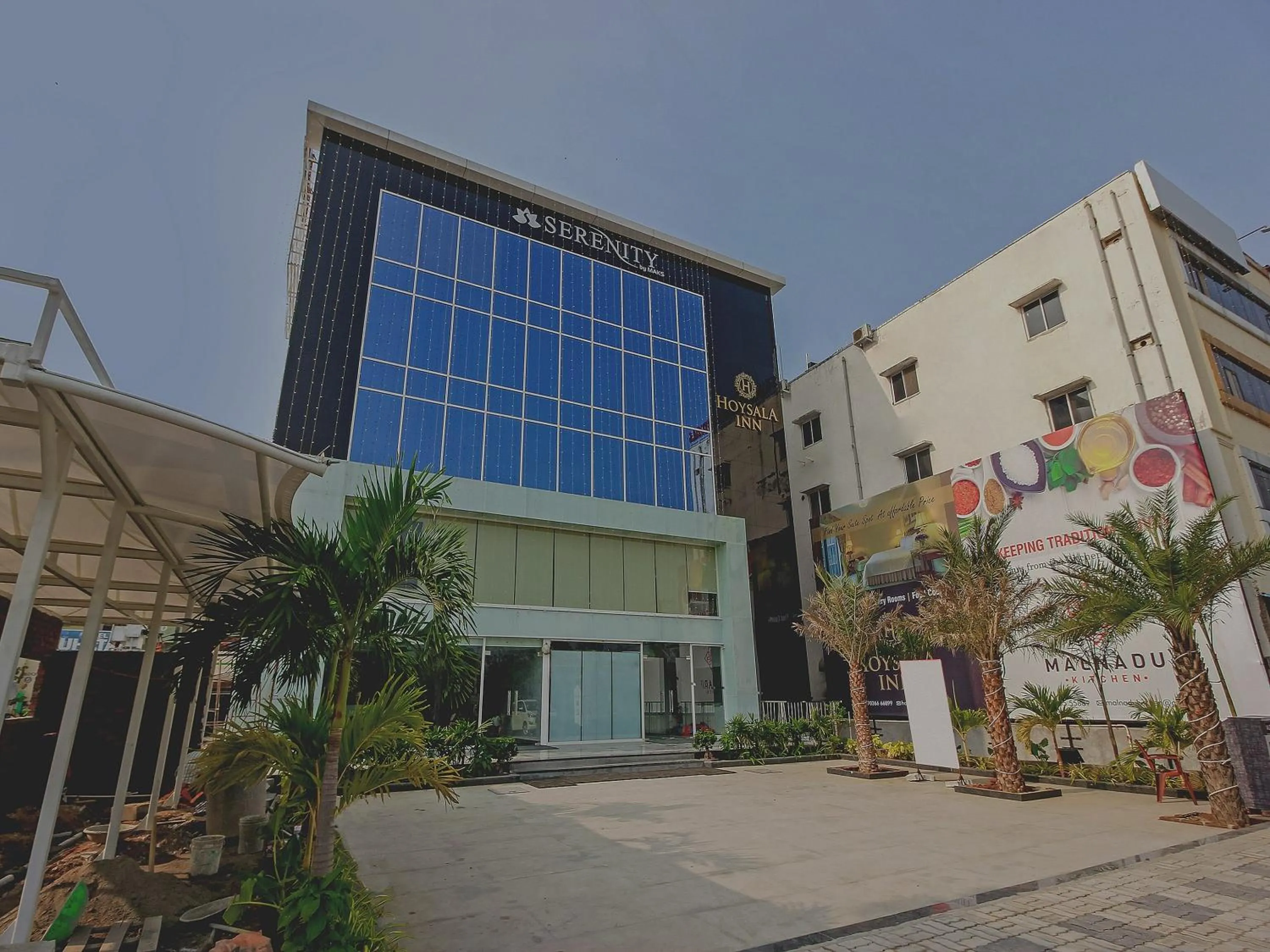 Facade/entrance in Capital O Hoysala Inn
