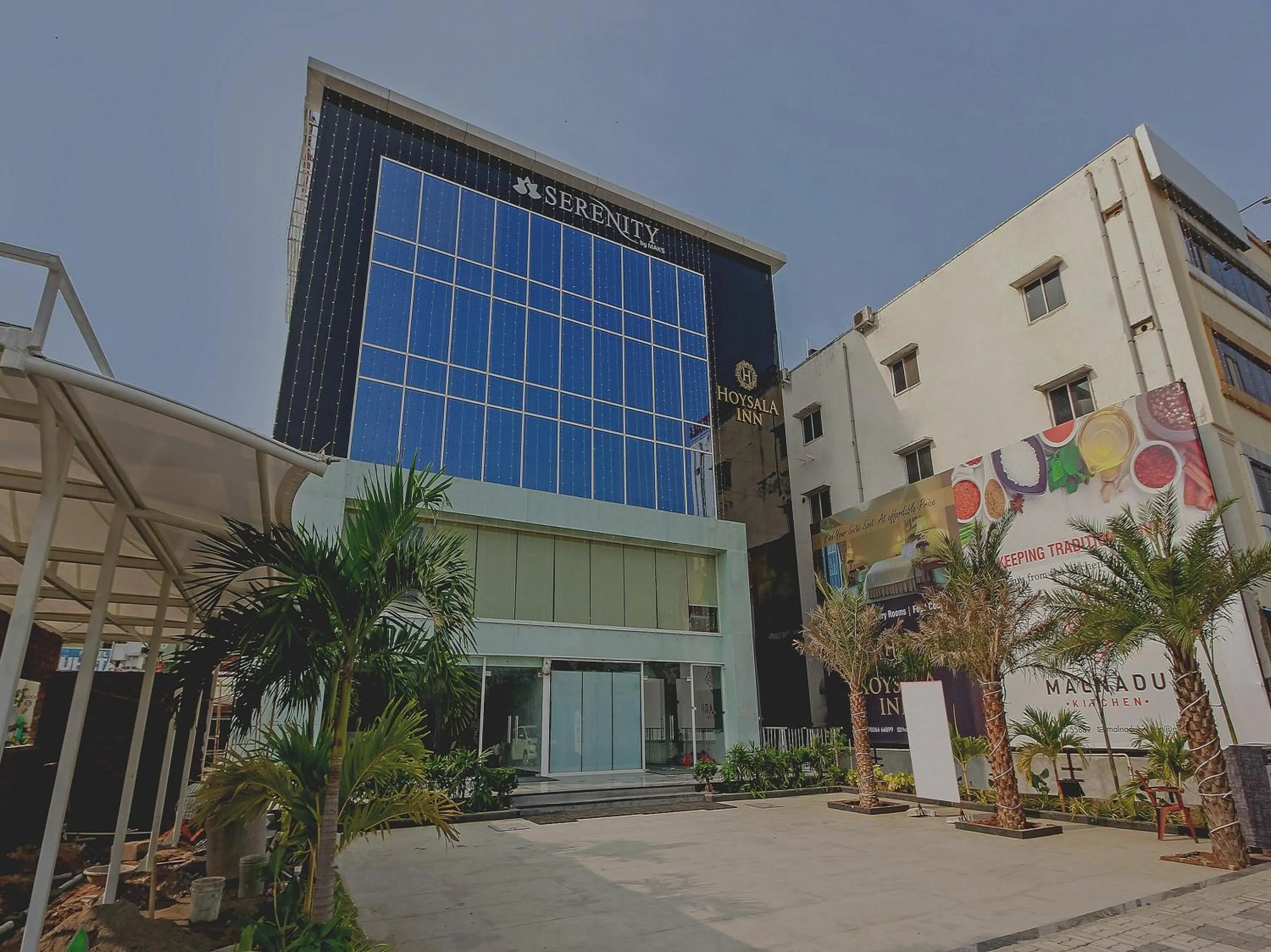 Facade/entrance in Capital O Hoysala Inn