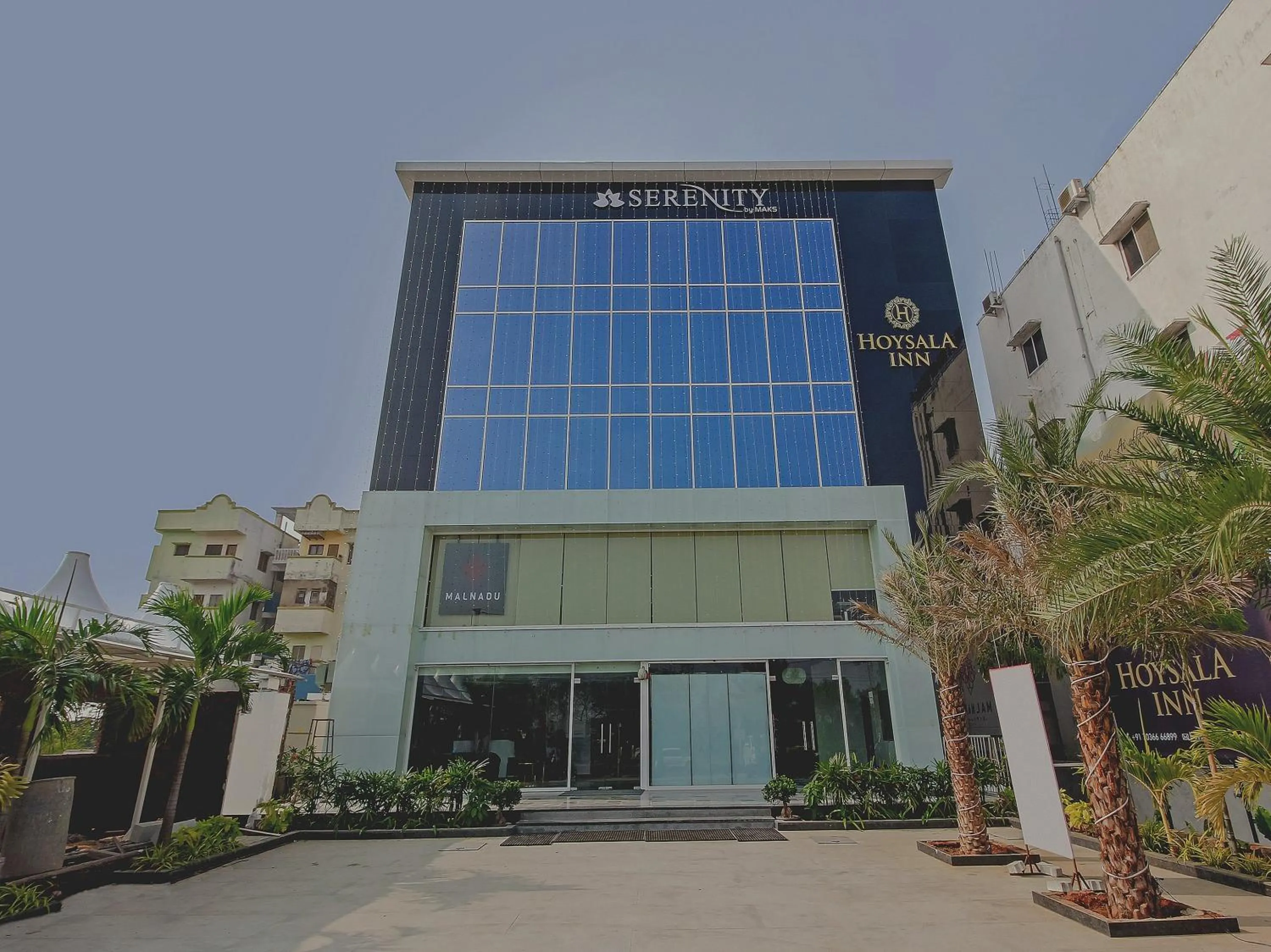 Facade/entrance in Super Capital O Hoysala Inn