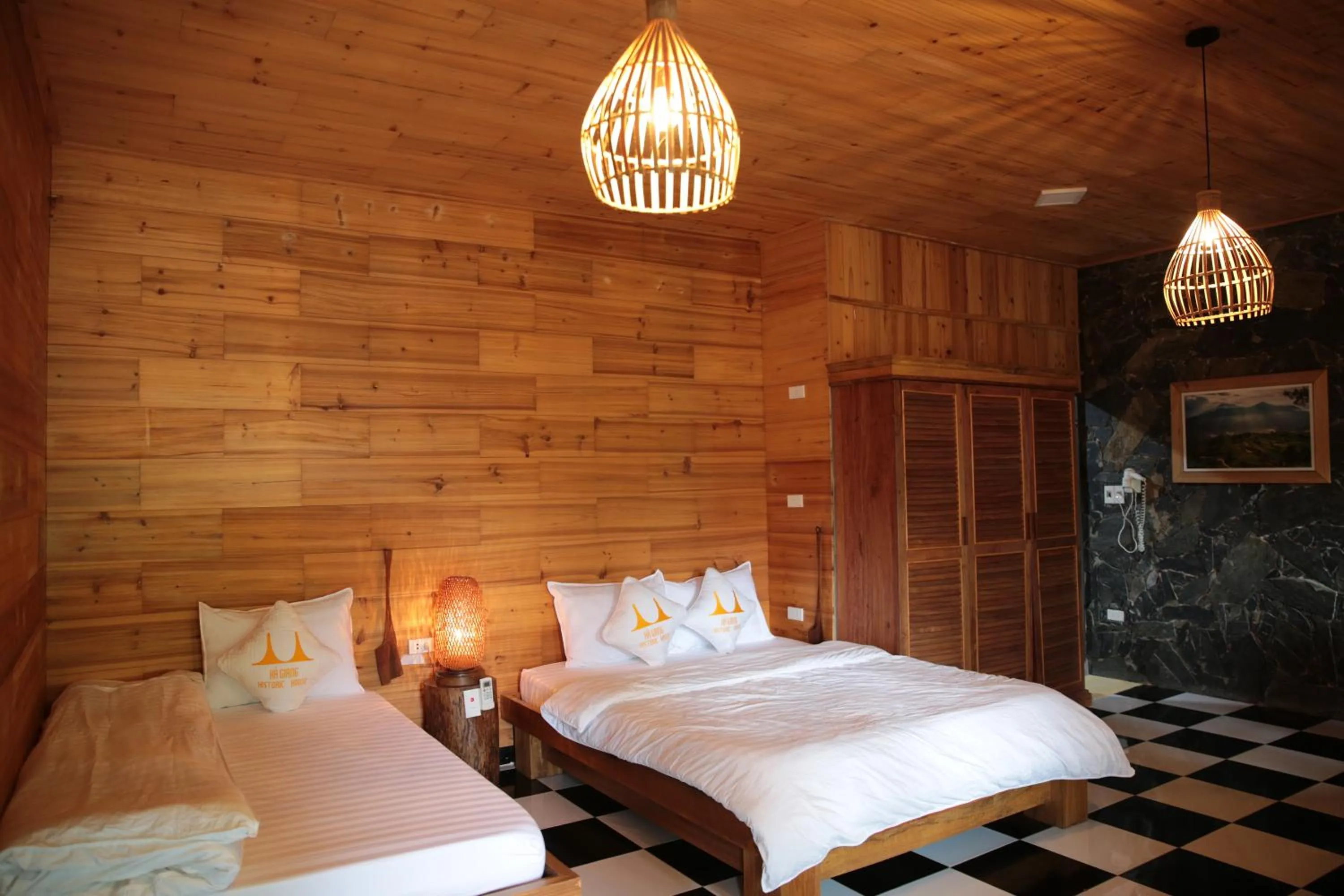 Bed in Ha Giang Historic Hotel & Tours