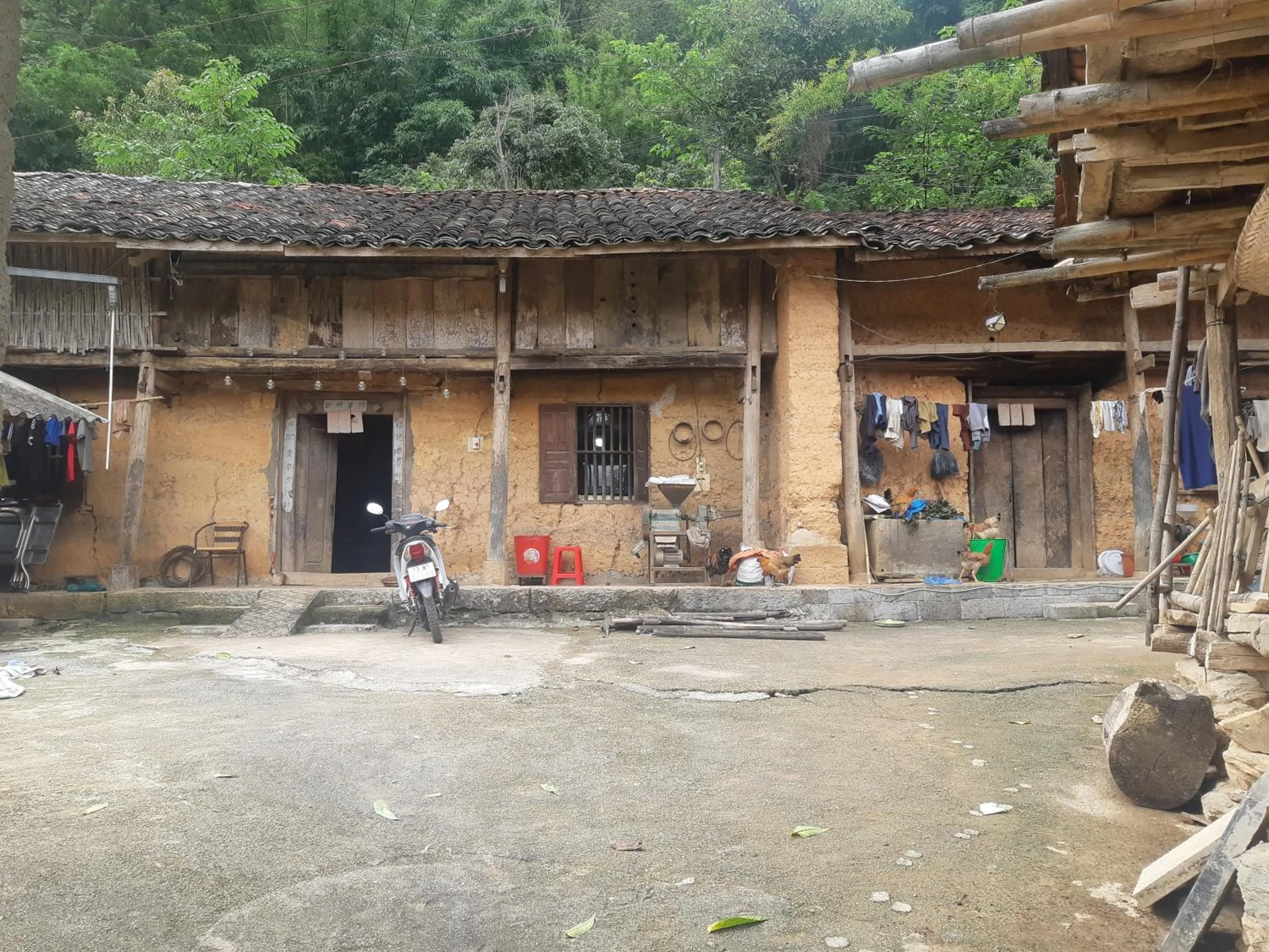 Ha Giang Historic Hotel & Tours