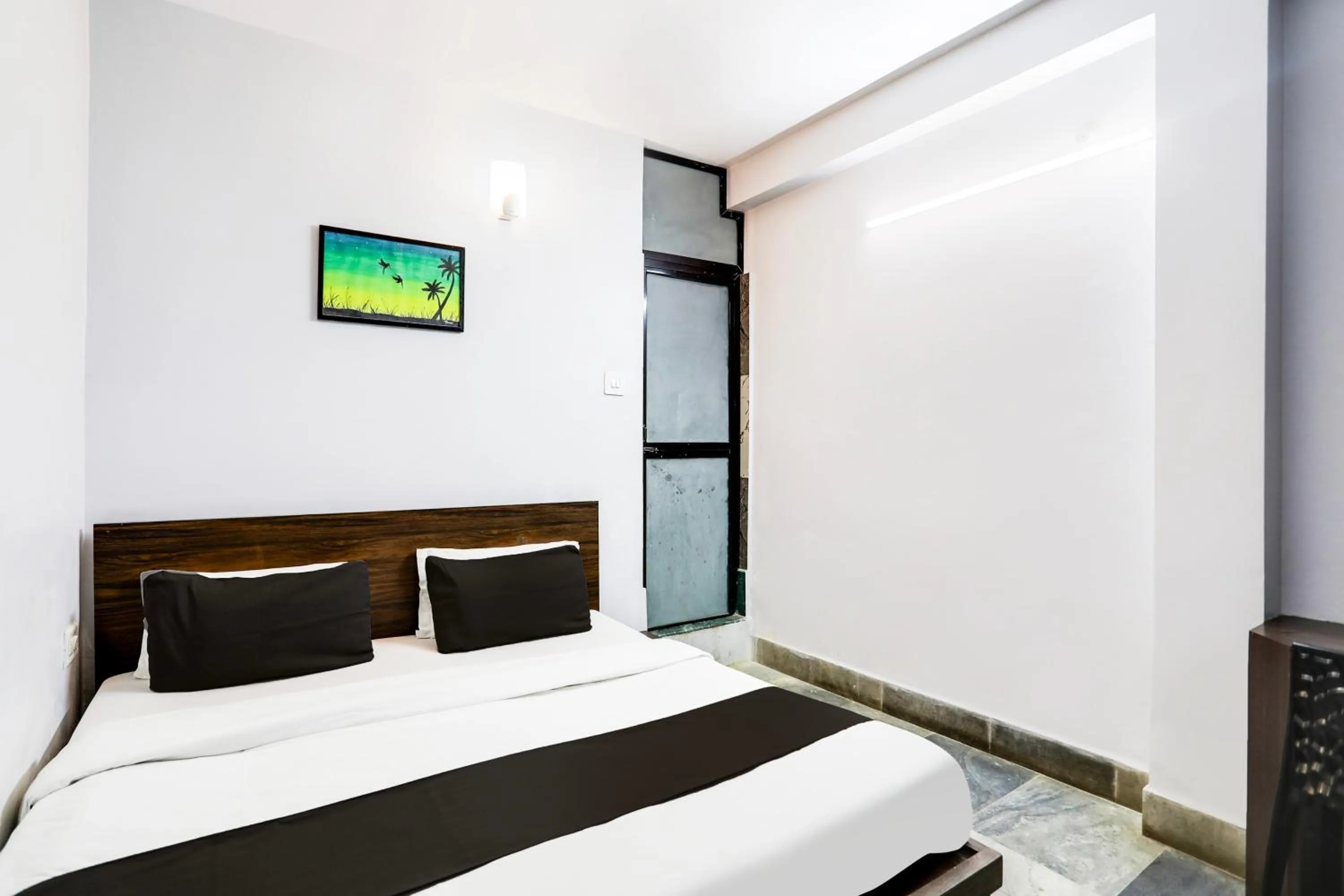 Bedroom, Bed in Hotel O Shree Ram Residency