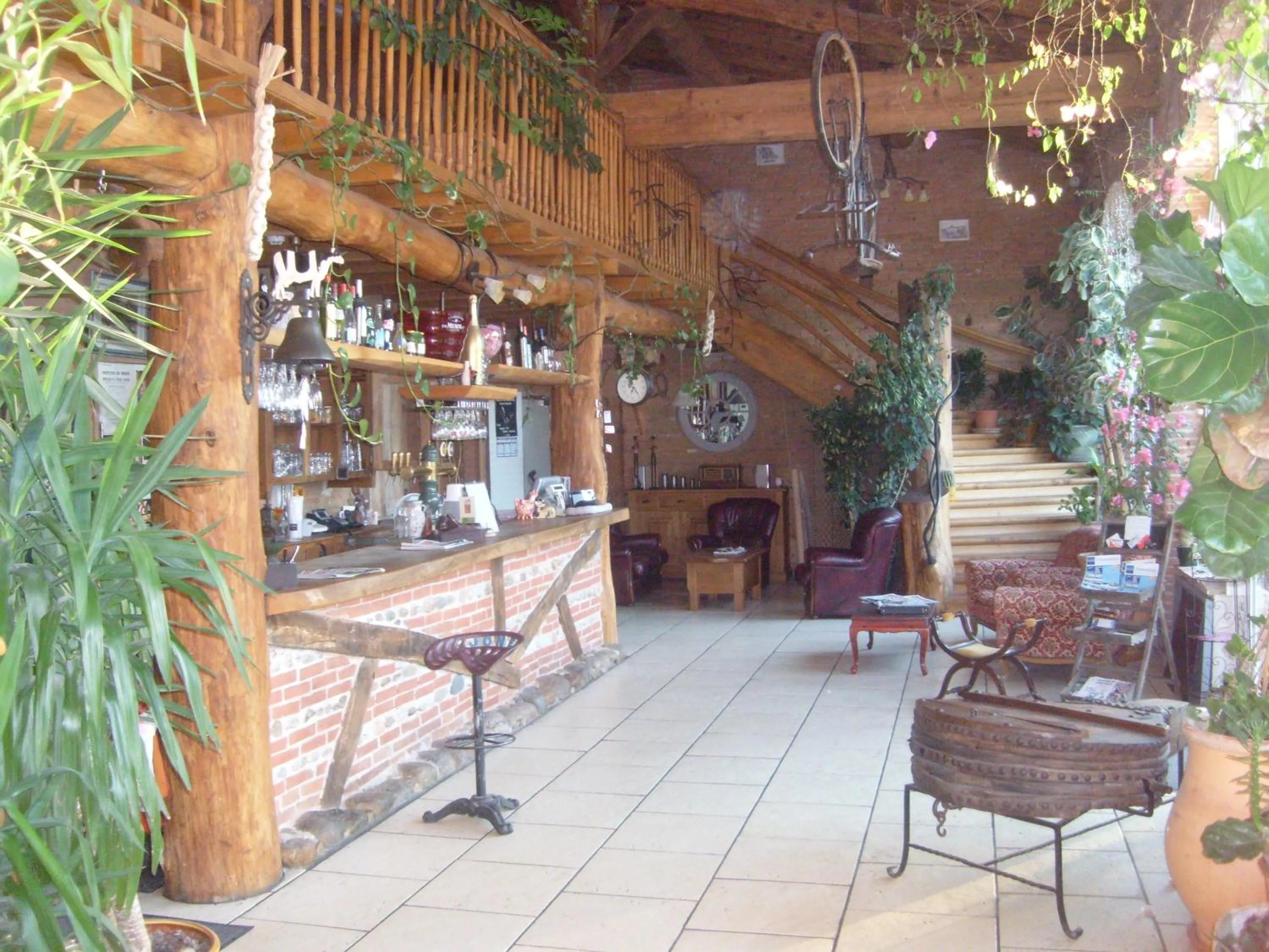 Restaurant/places to eat in L'ALCOVE HOTEL RESTAURANT