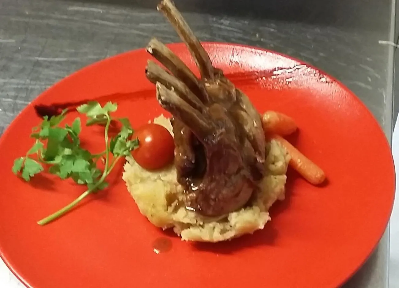 Food and drinks in L'ALCOVE HOTEL RESTAURANT