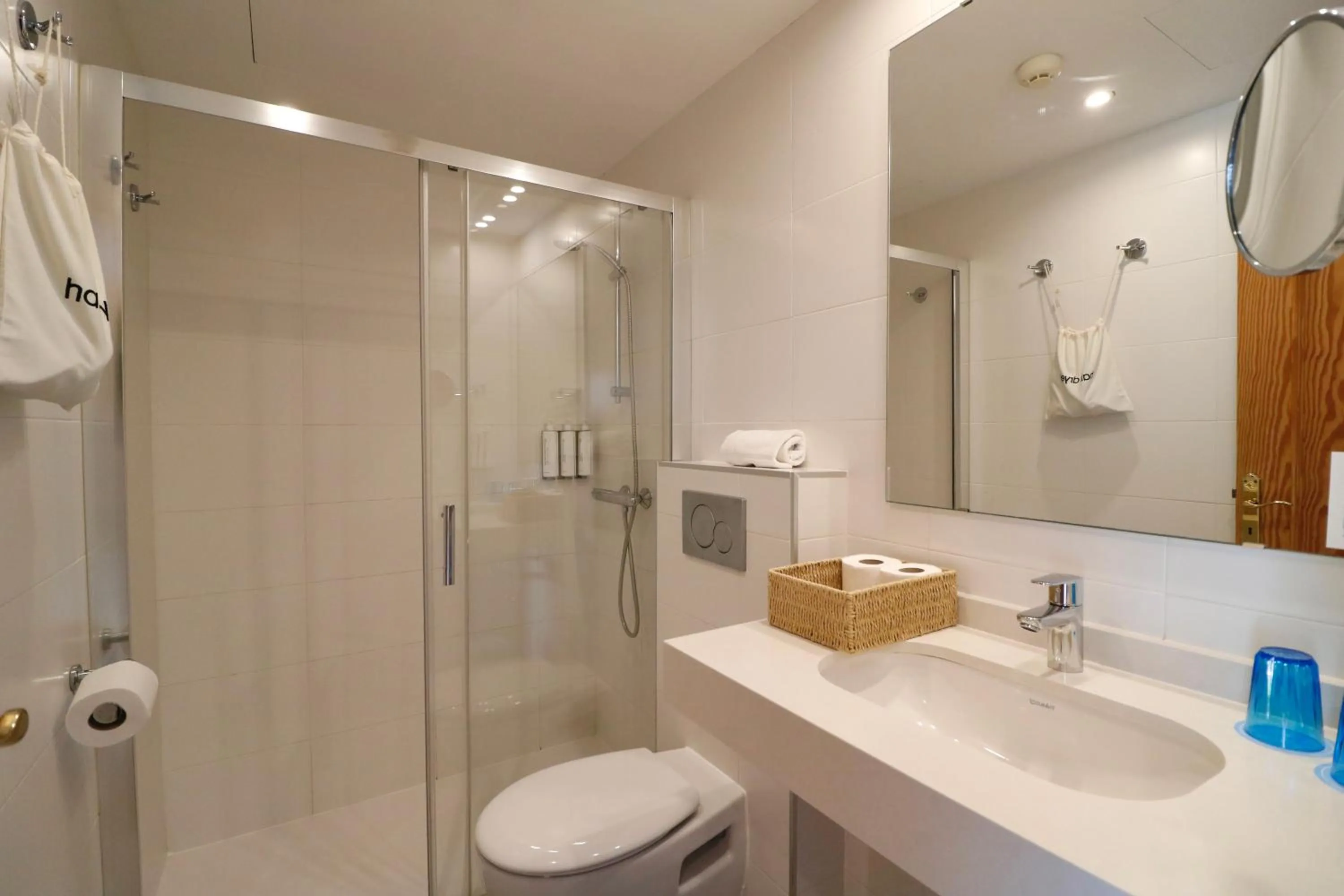 Bathroom in Bonavida Apartments