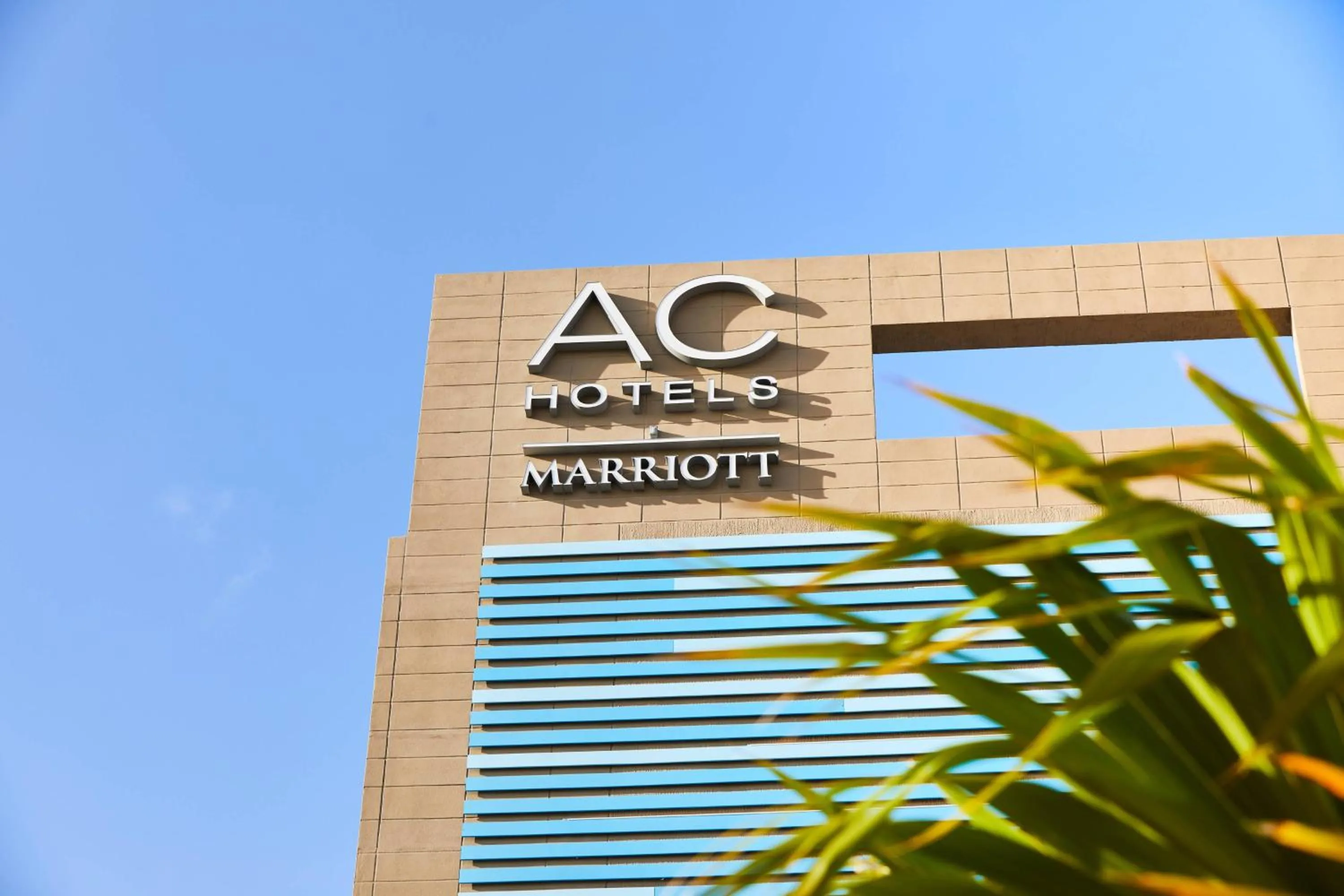 Property building in AC Hotel by Marriott Miami Airport West/Doral