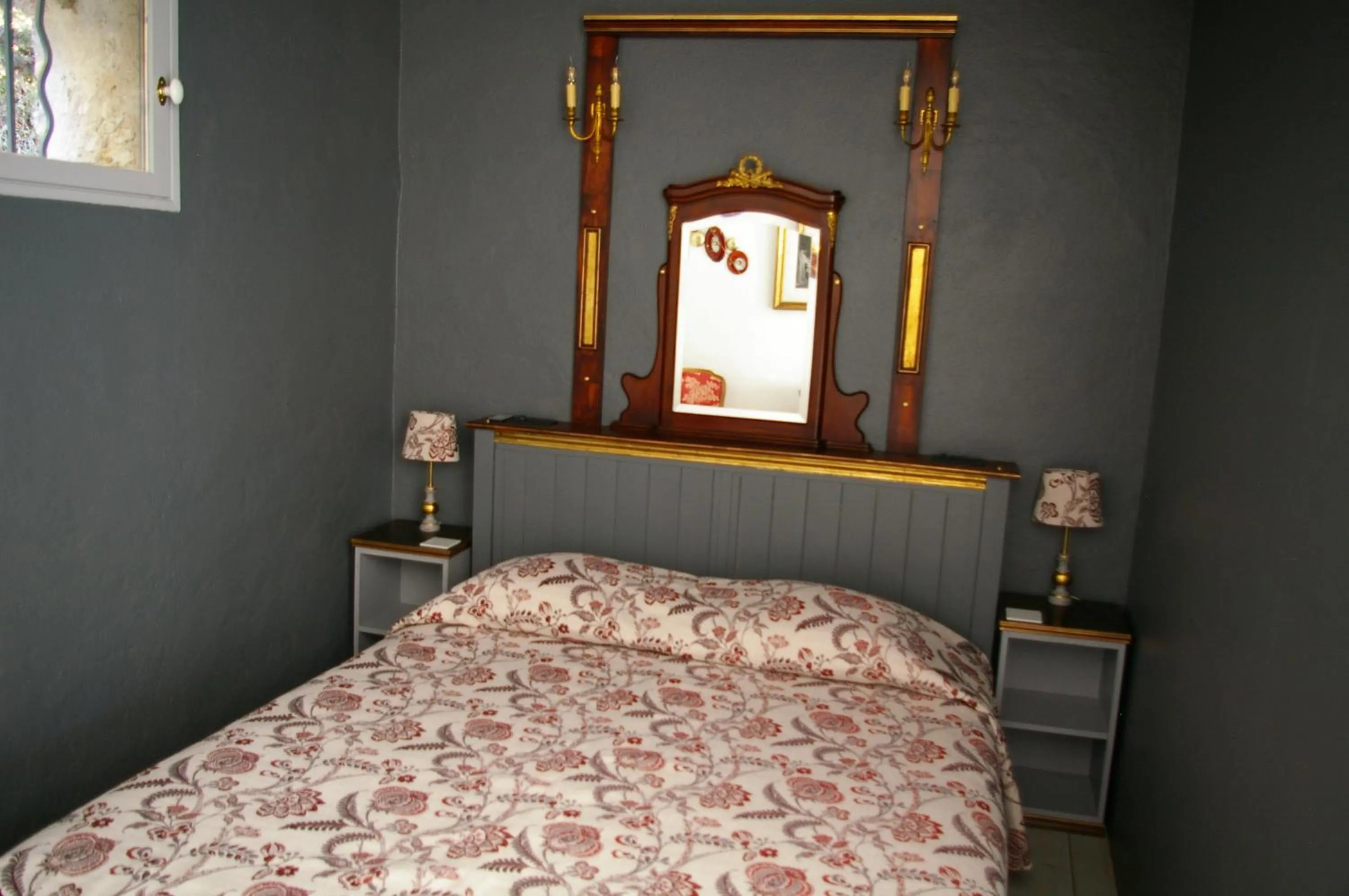 Bed in La Source de Bury