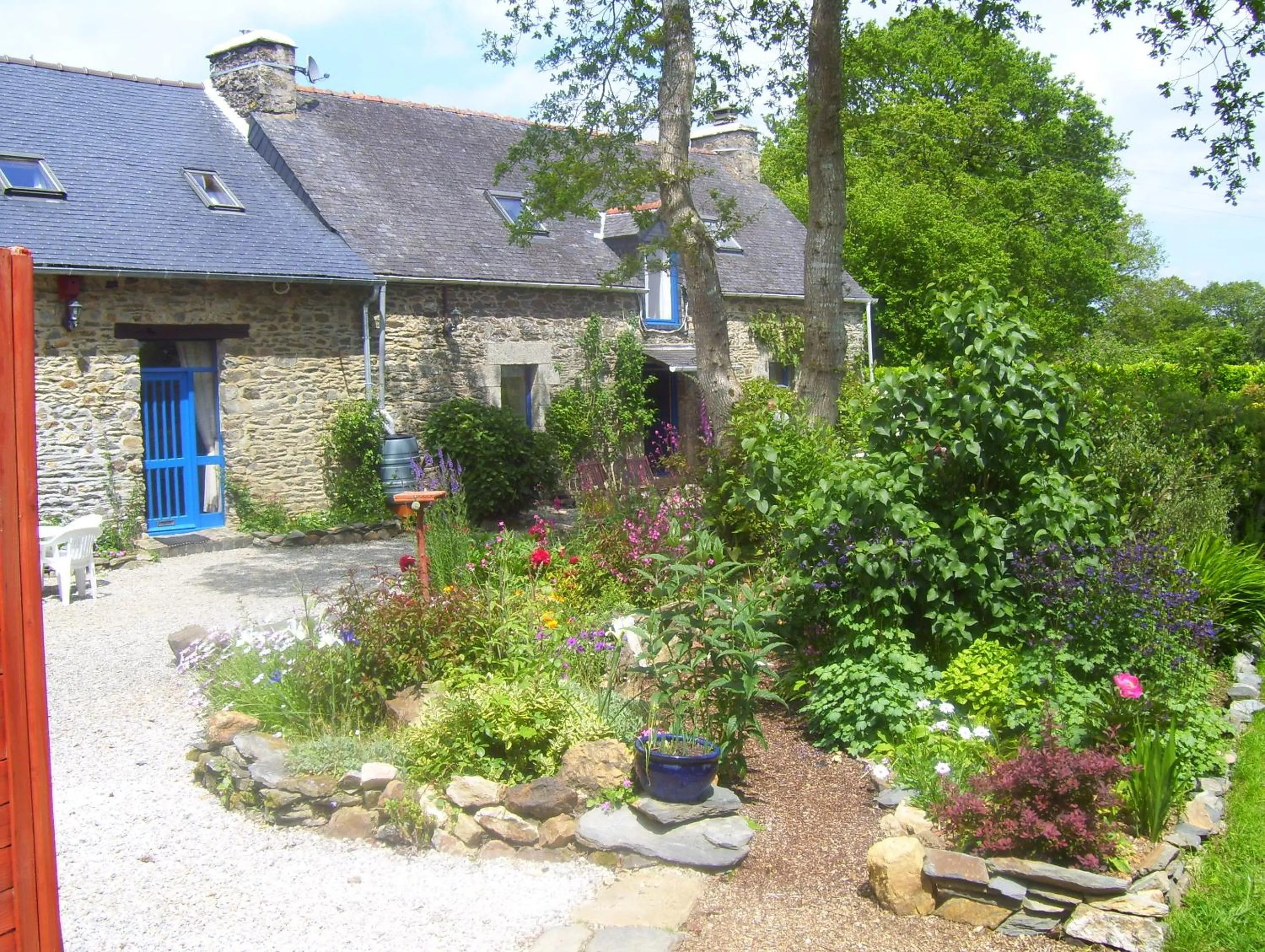 Facade/entrance in Le Boterff Gites et Camping