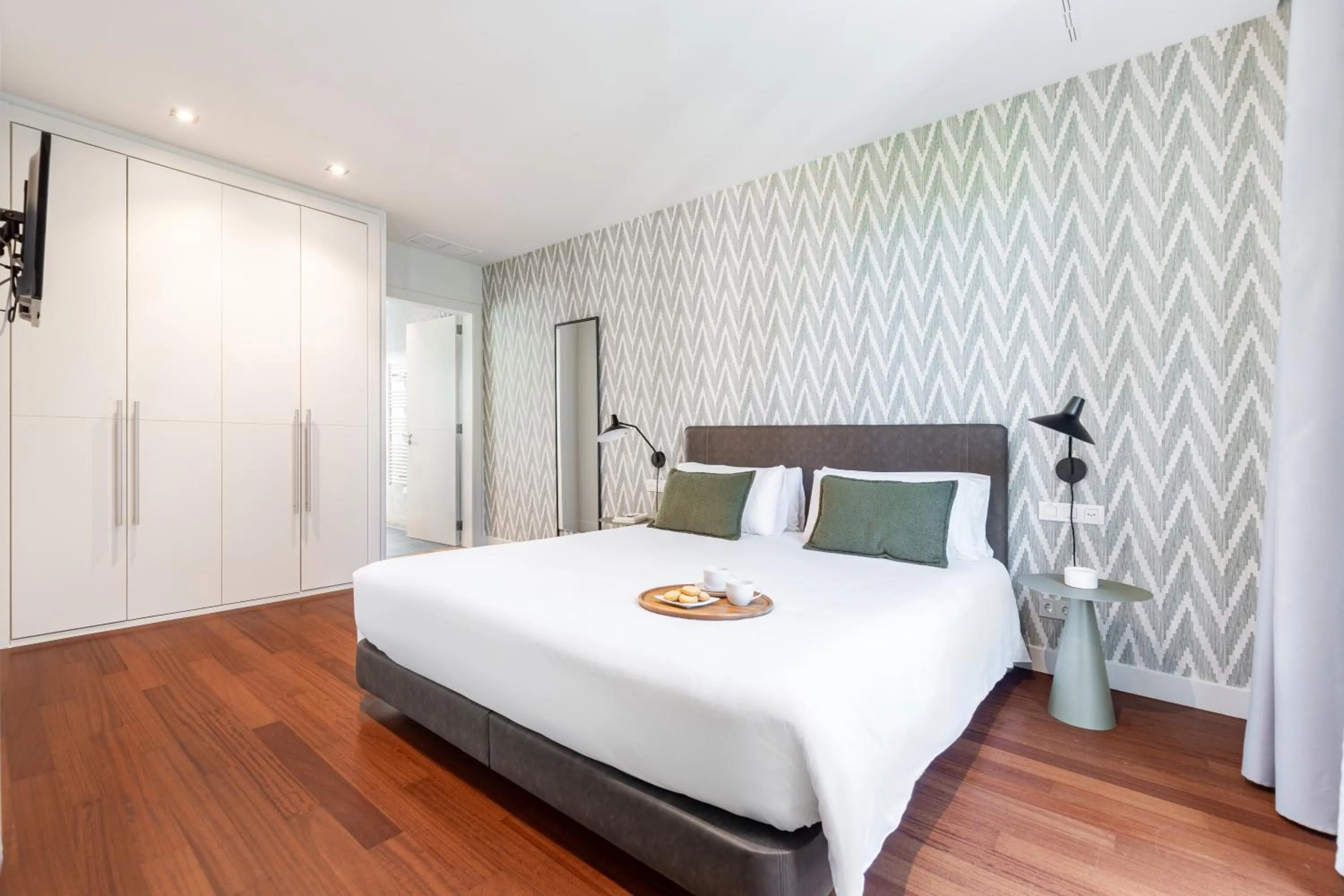 Bed in Aspasios Paseo de Gracia Apartments