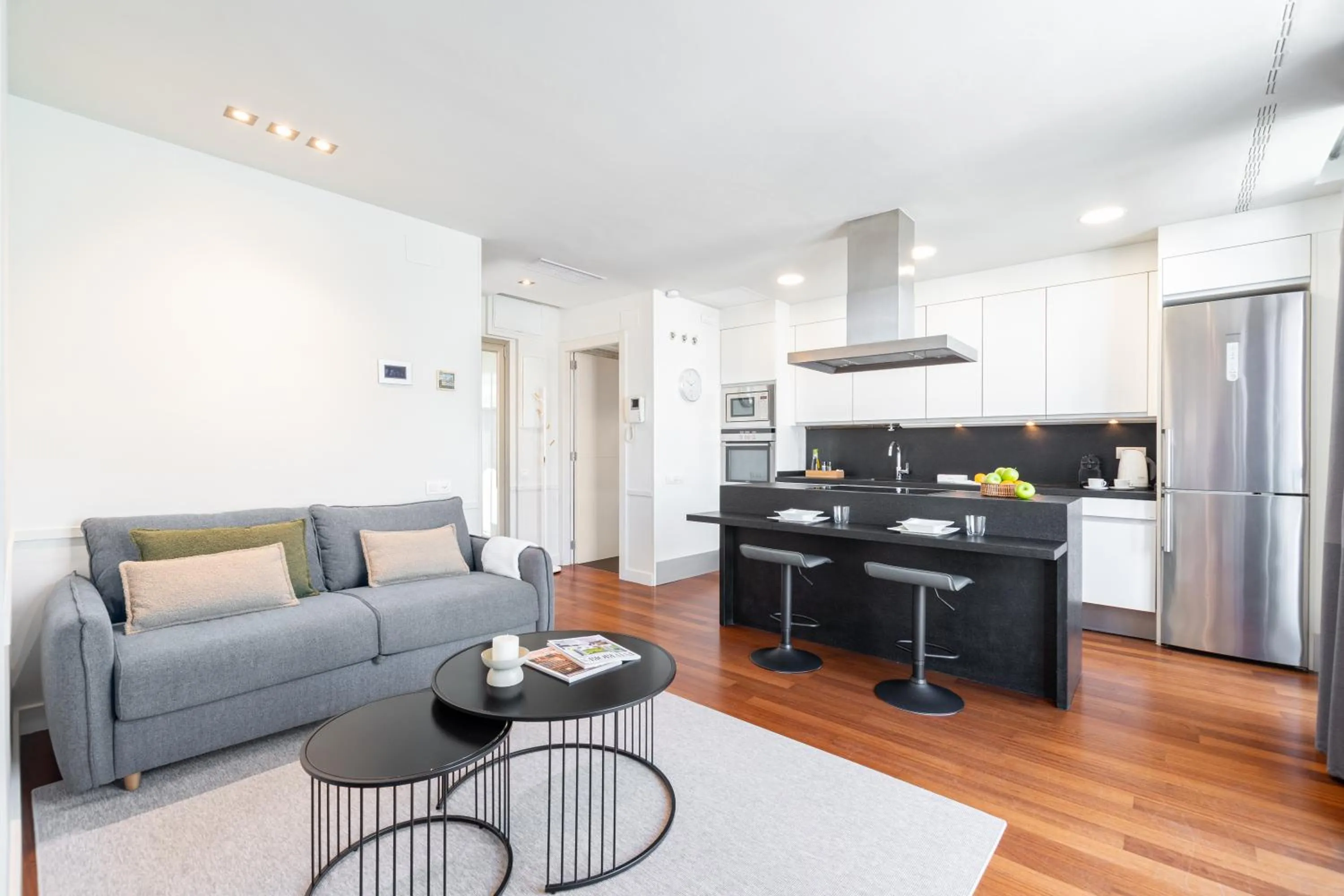 Kitchen or kitchenette in Aspasios Paseo de Gracia Apartments