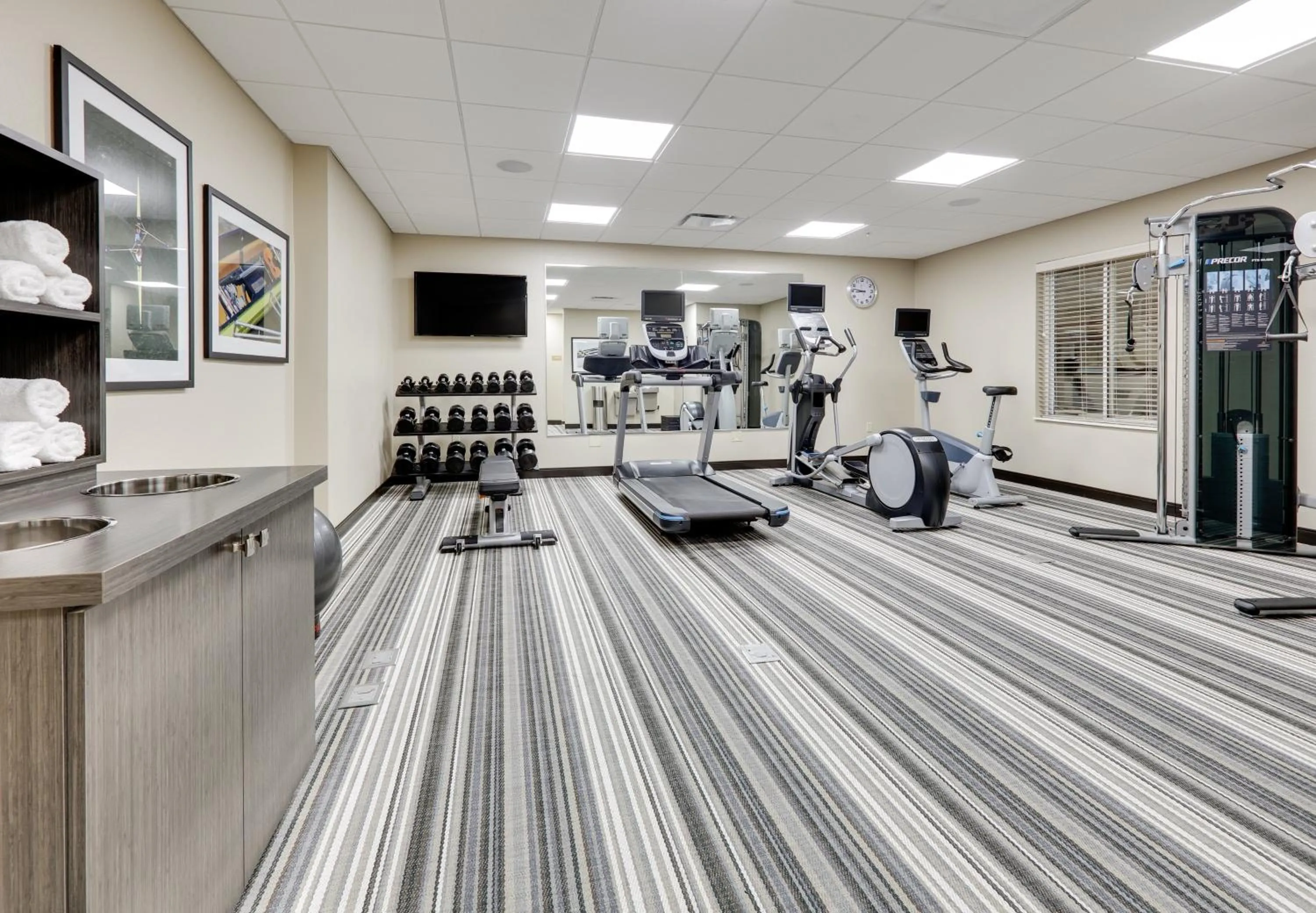 Fitness centre/facilities in Candlewood Suites Dallas NW - Farmers Branch by IHG