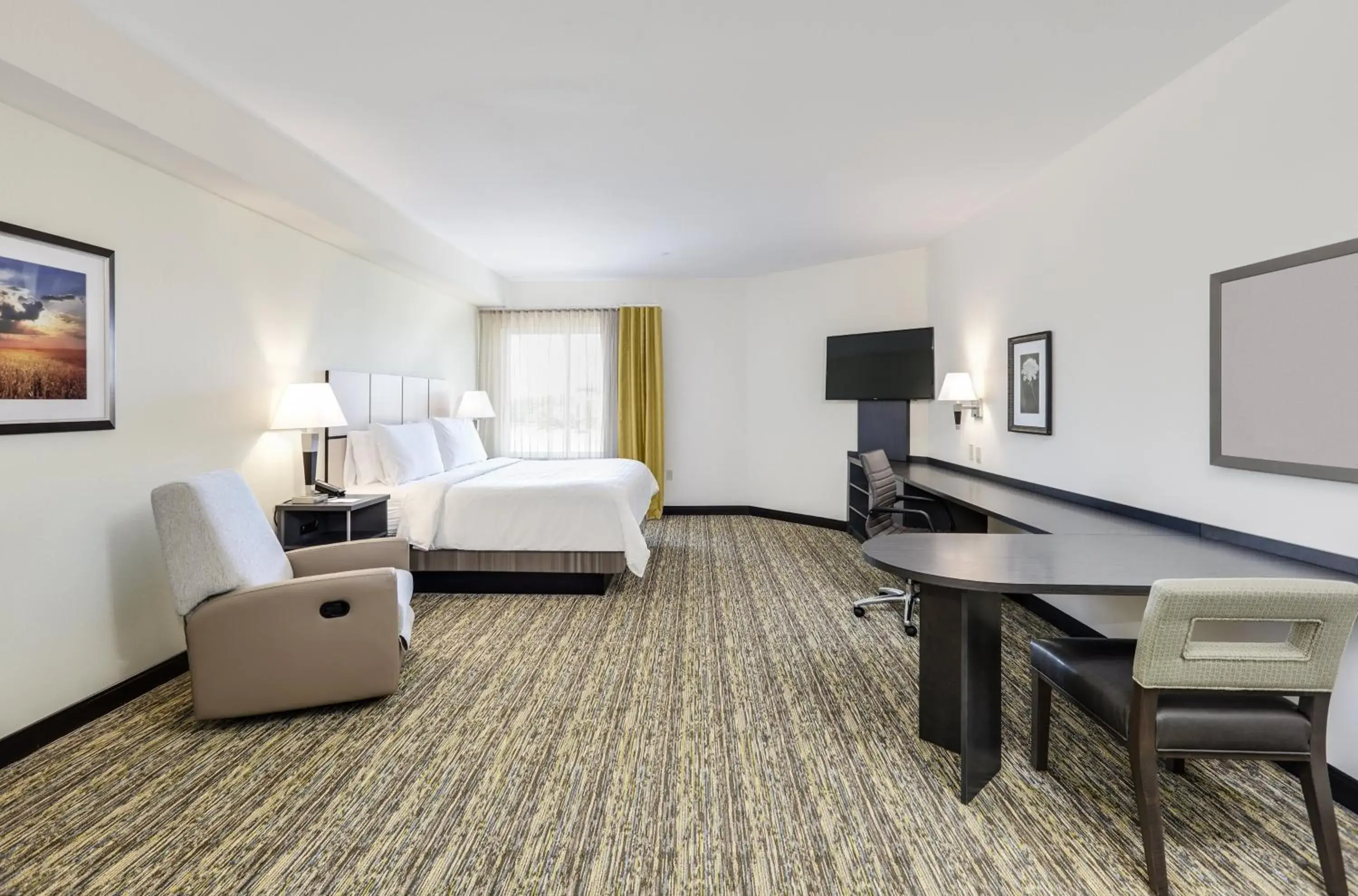 King Studio Suite in Candlewood Suites Dallas NW - Farmers Branch by IHG King Studio Suite in Candlewood Suites Dallas NW - Farmers Branch by IHG