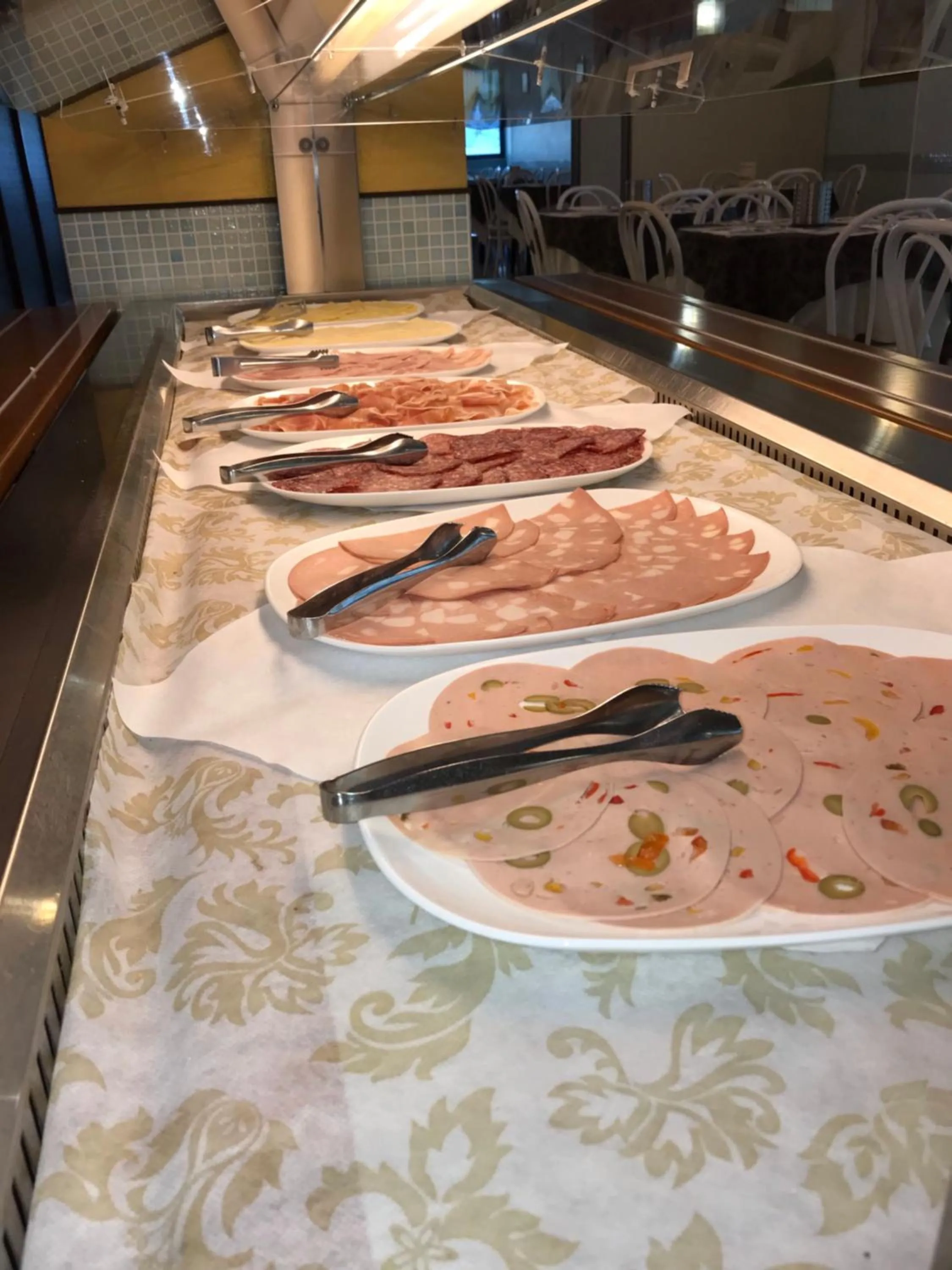 Food in Hotel Montmartre