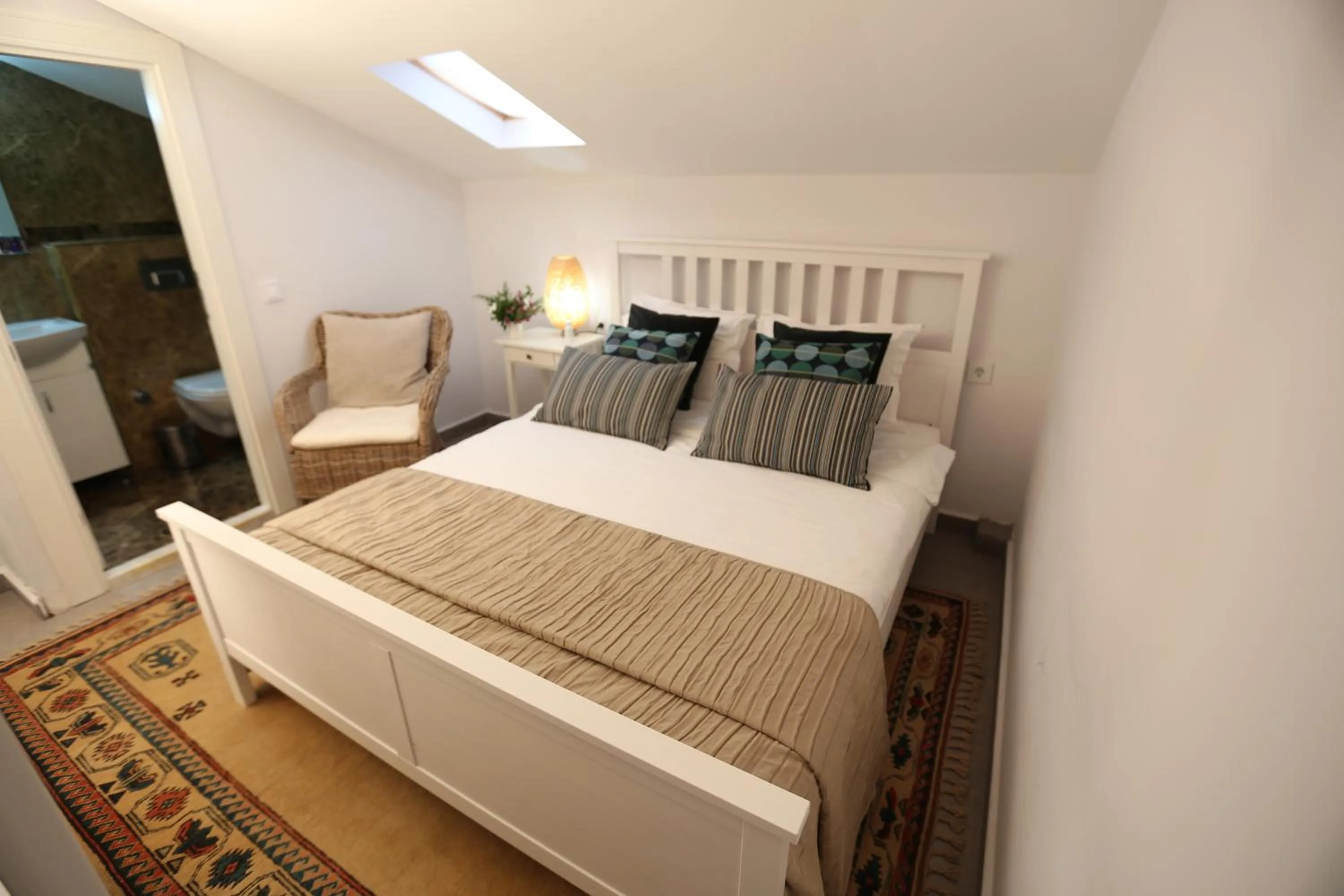 Toilet, Bed in Truemar Hotels & Suites