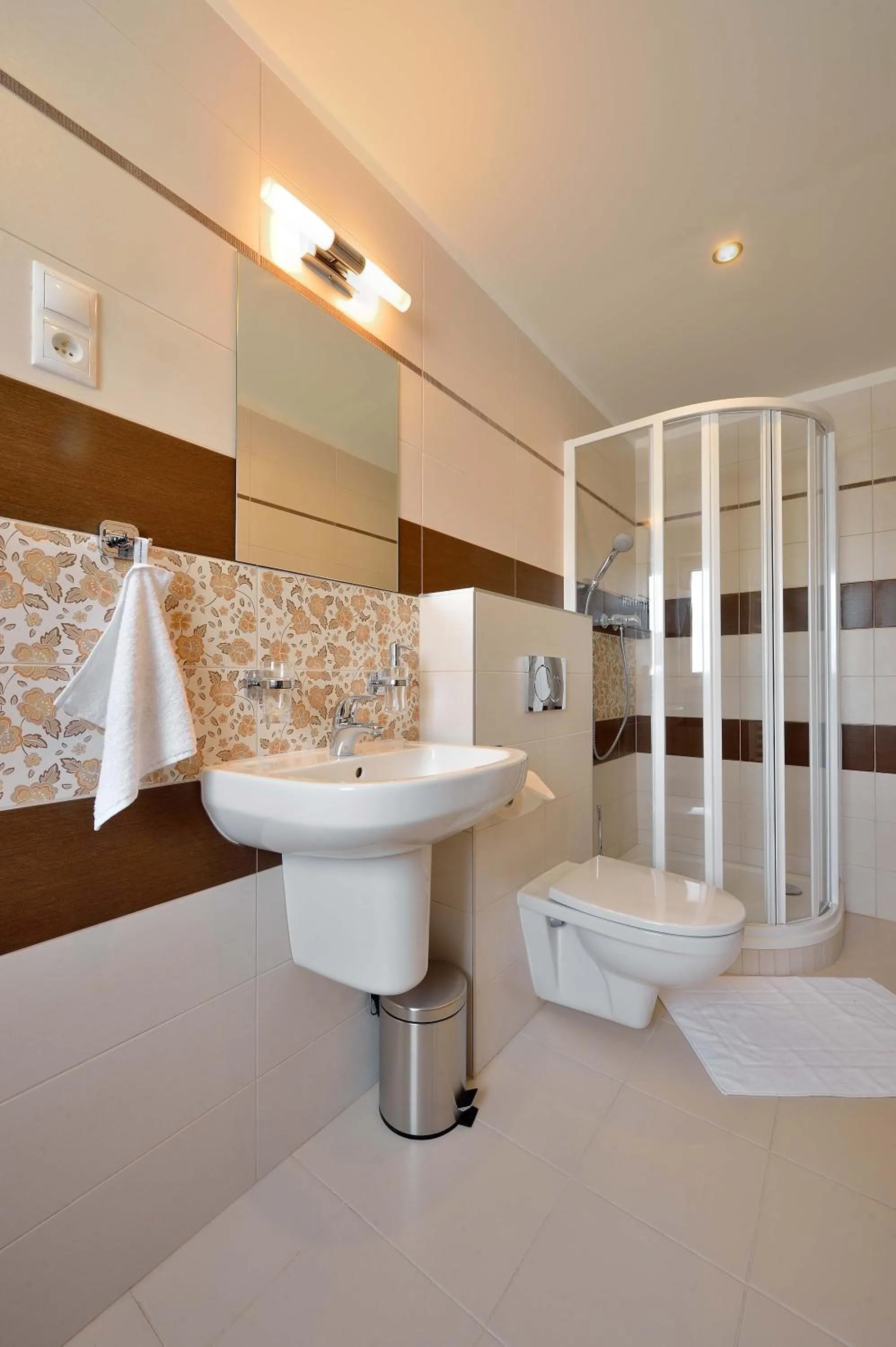 Bathroom in Villa Gloria Rooms & Apartments