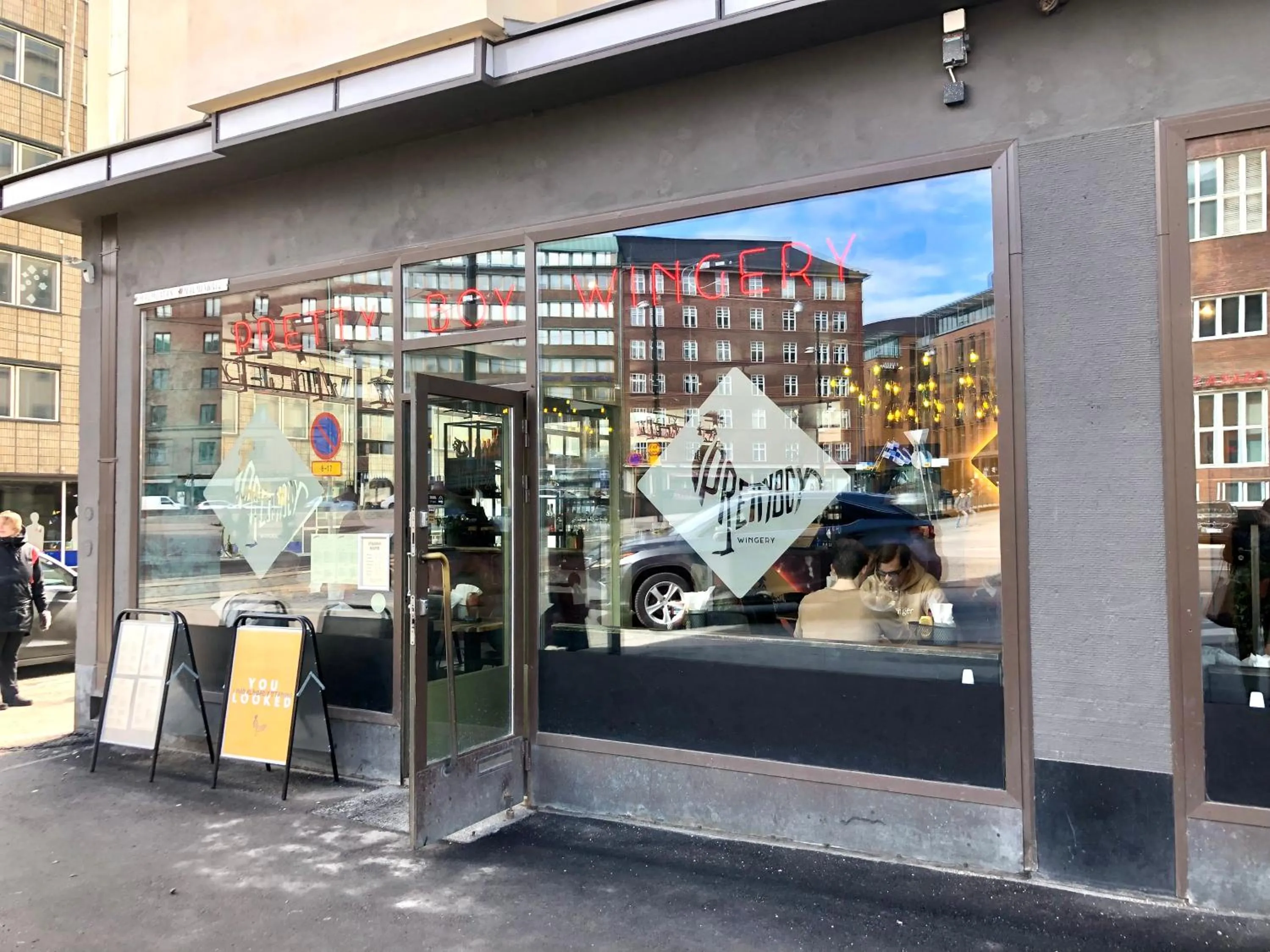 Facade/entrance in Scandinavian Sweet home 1BR Heart of City 18