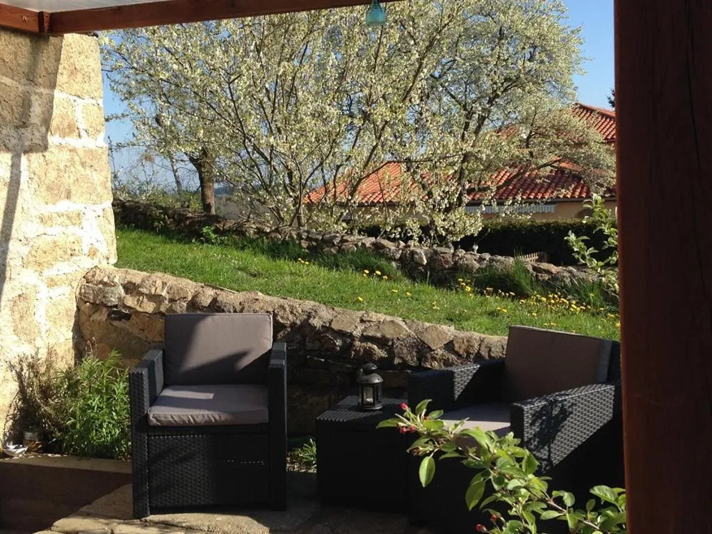 Property building in Chambre et Table d'hôtes Magaadjukalo