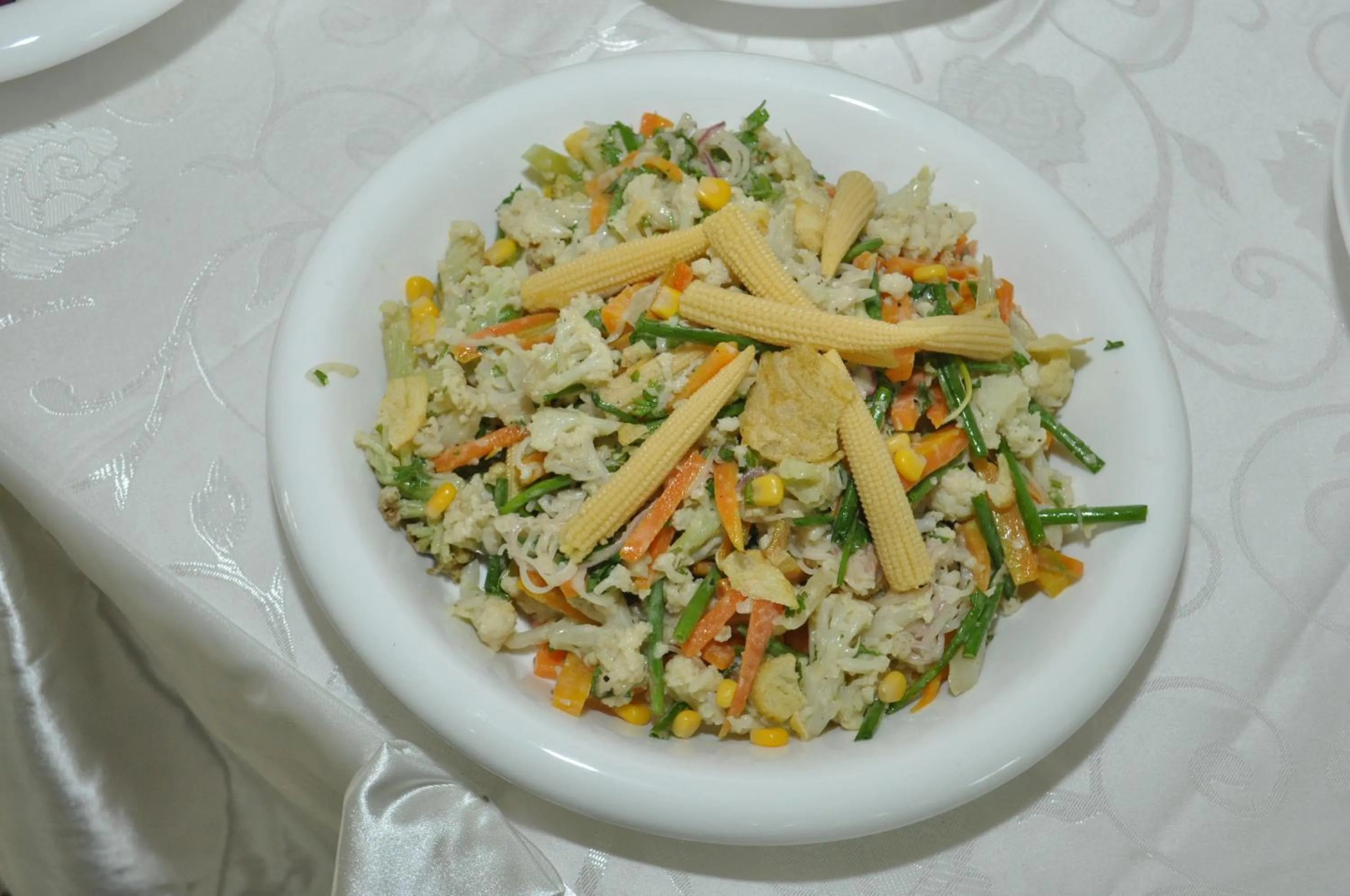 Restaurant/places to eat in Hôtel Sky blue Mada