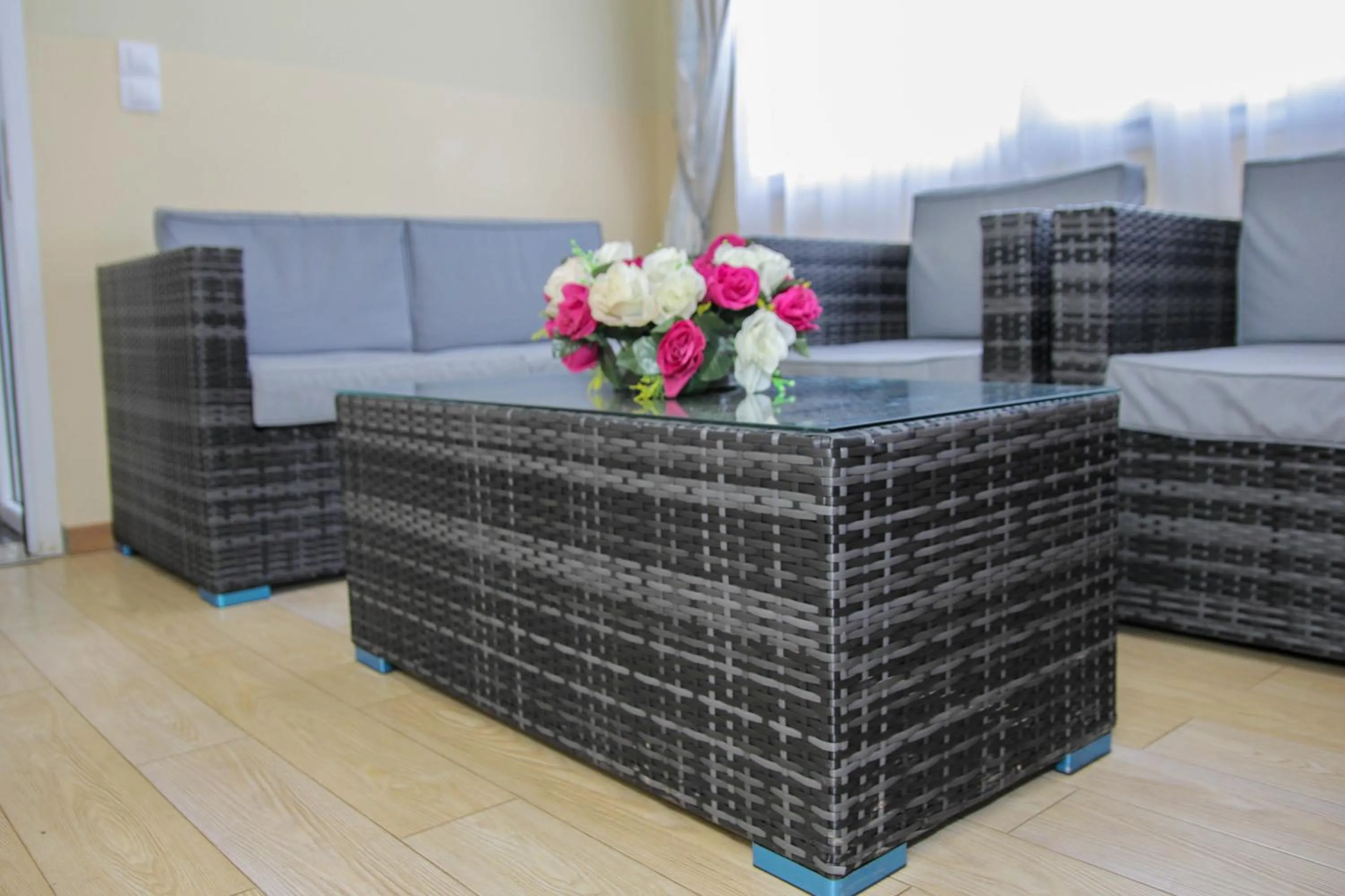 Lobby or reception in Hôtel Sky blue Mada