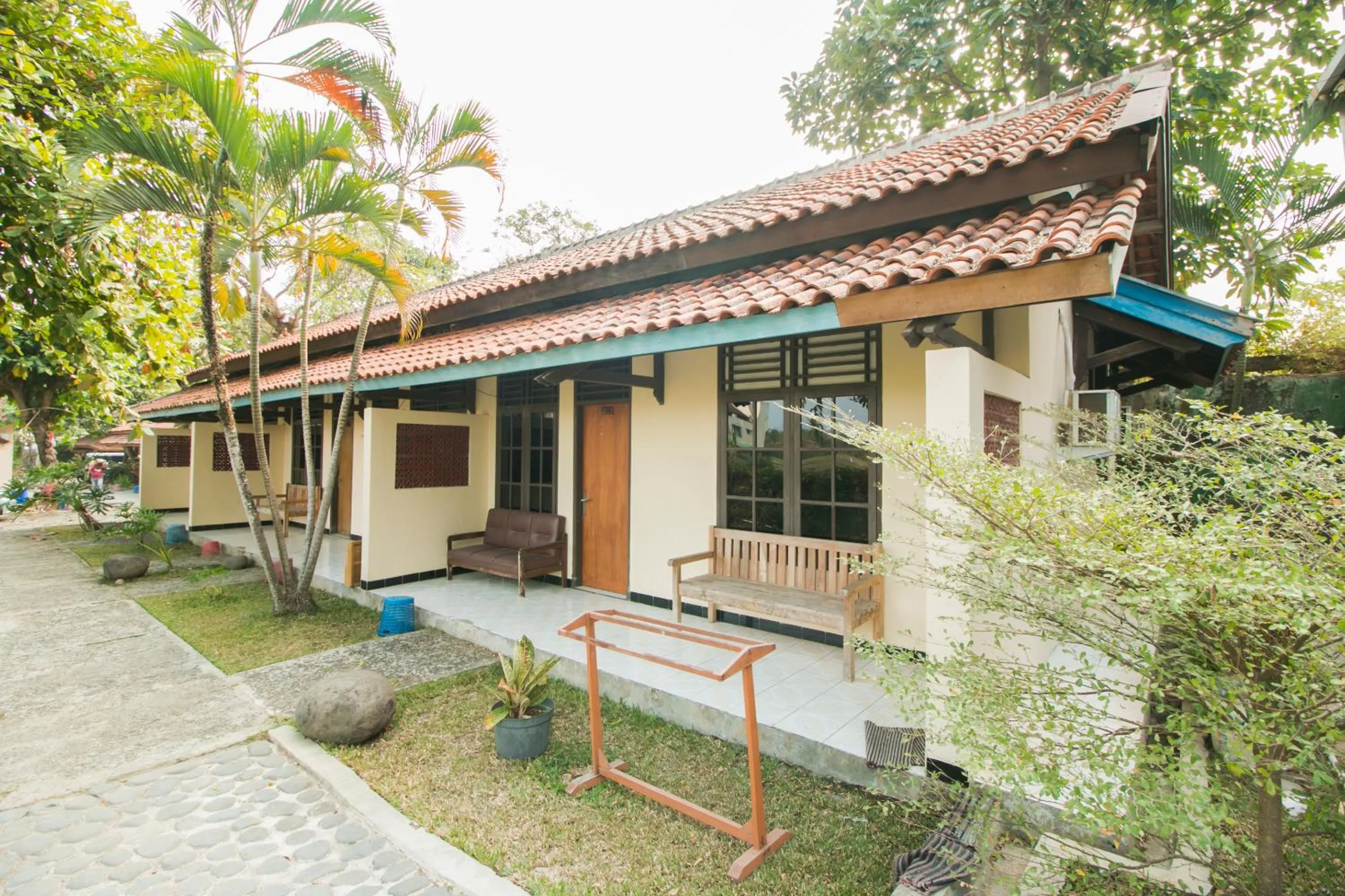 Property building in RedDoorz @ Pantai Pelabuhan Ratu 2