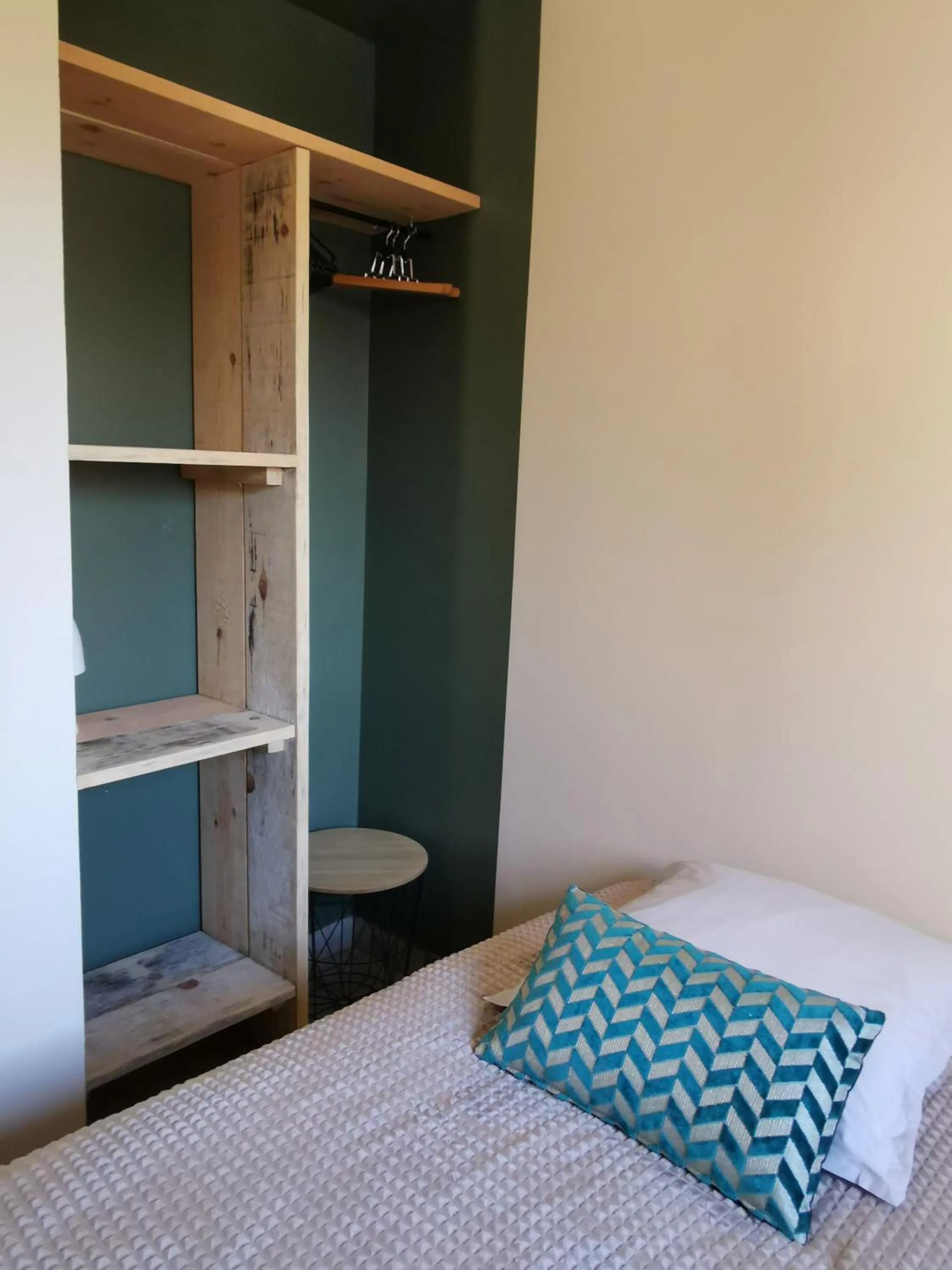 Decorative detail, Bed in Résidence I Levri