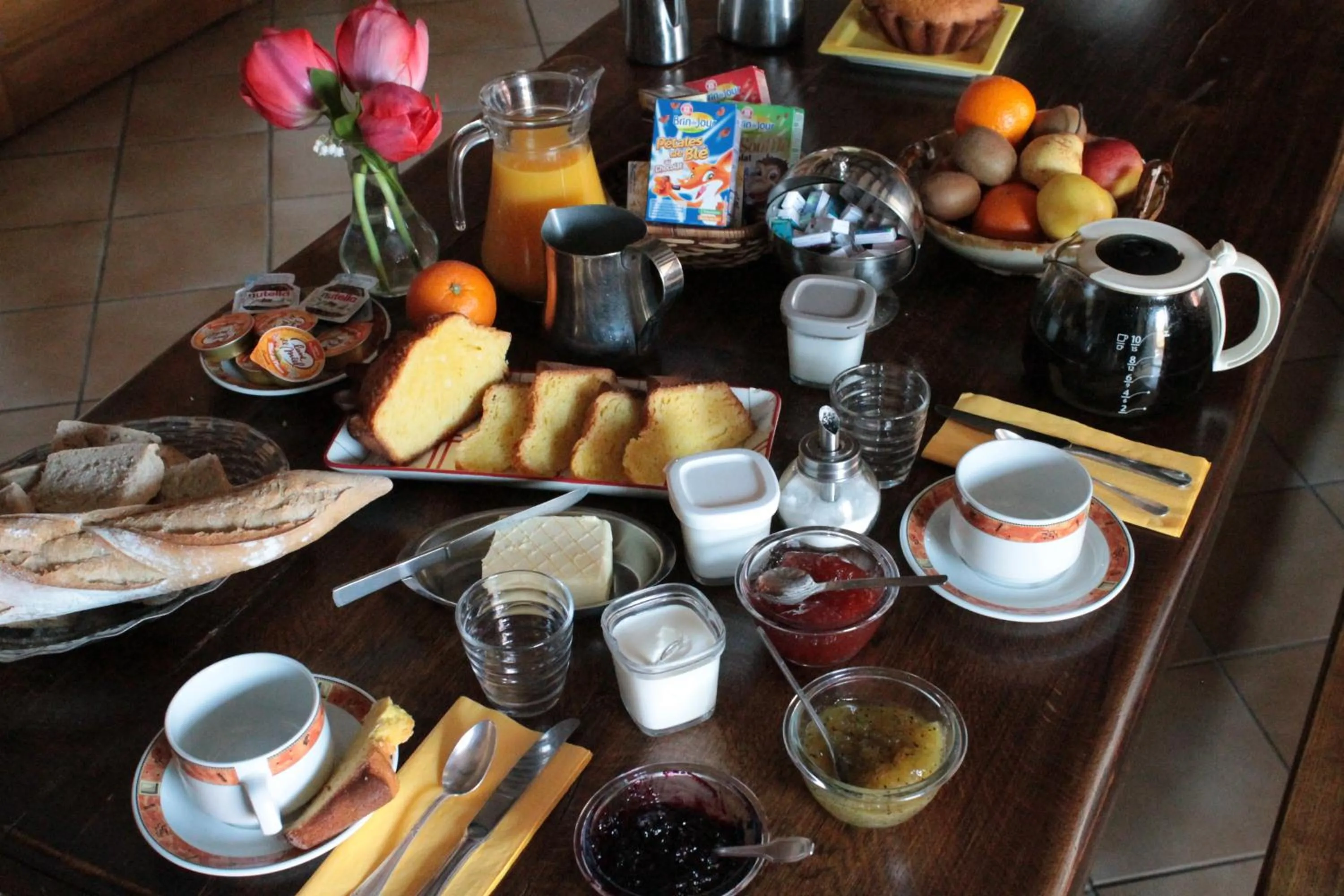 Continental breakfast in Hôtel Ladagnous