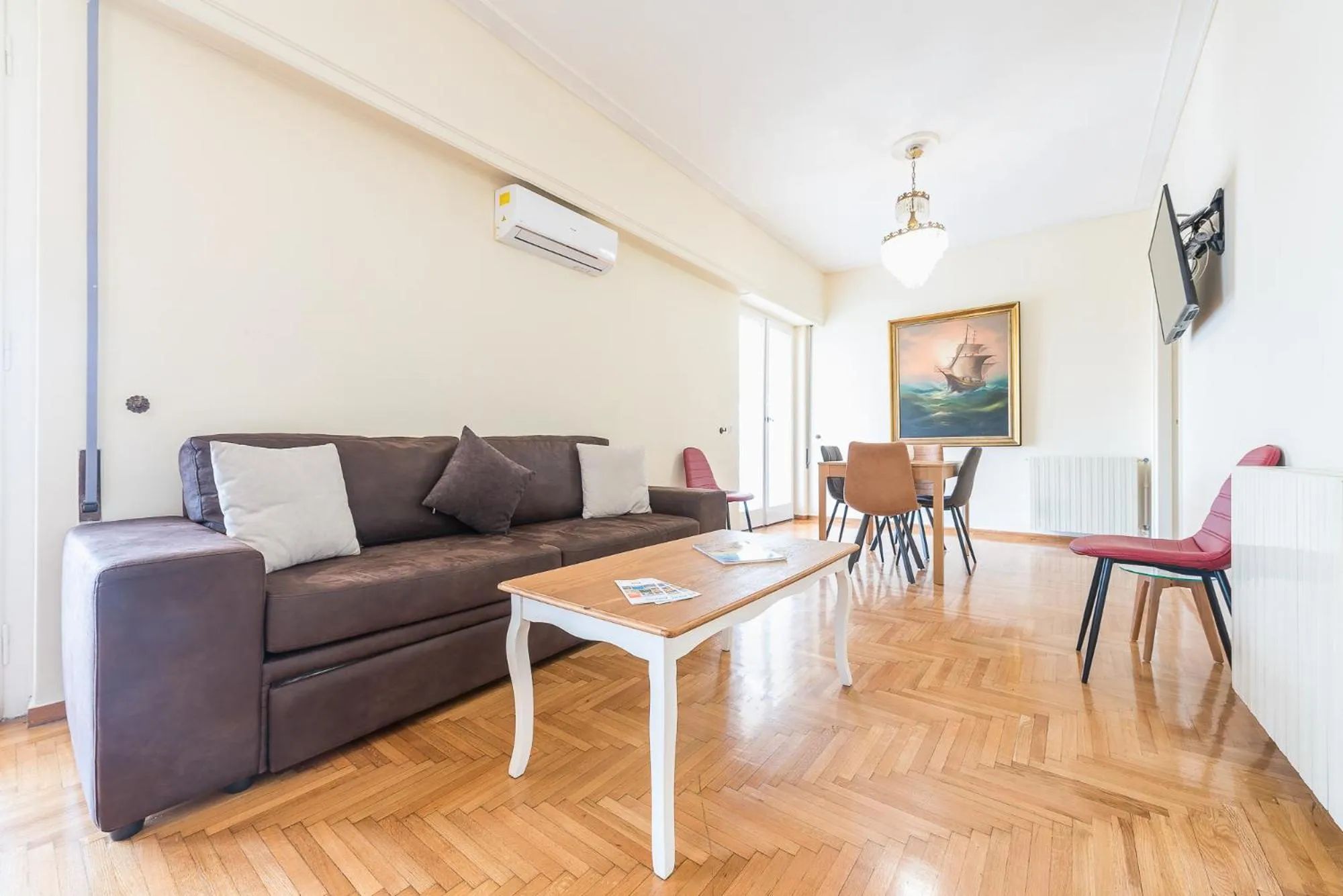 Victoria Capitan Apartments