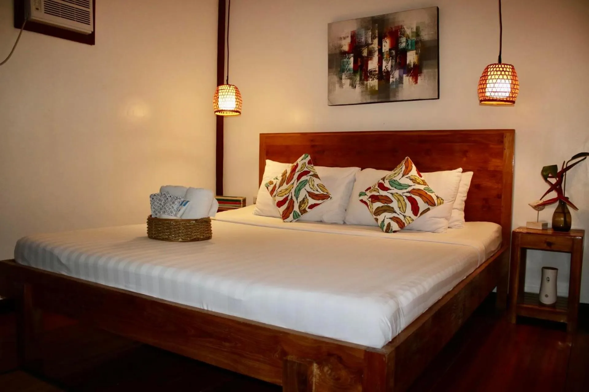 Photo of the whole room, Bed in Bella Athena Garden