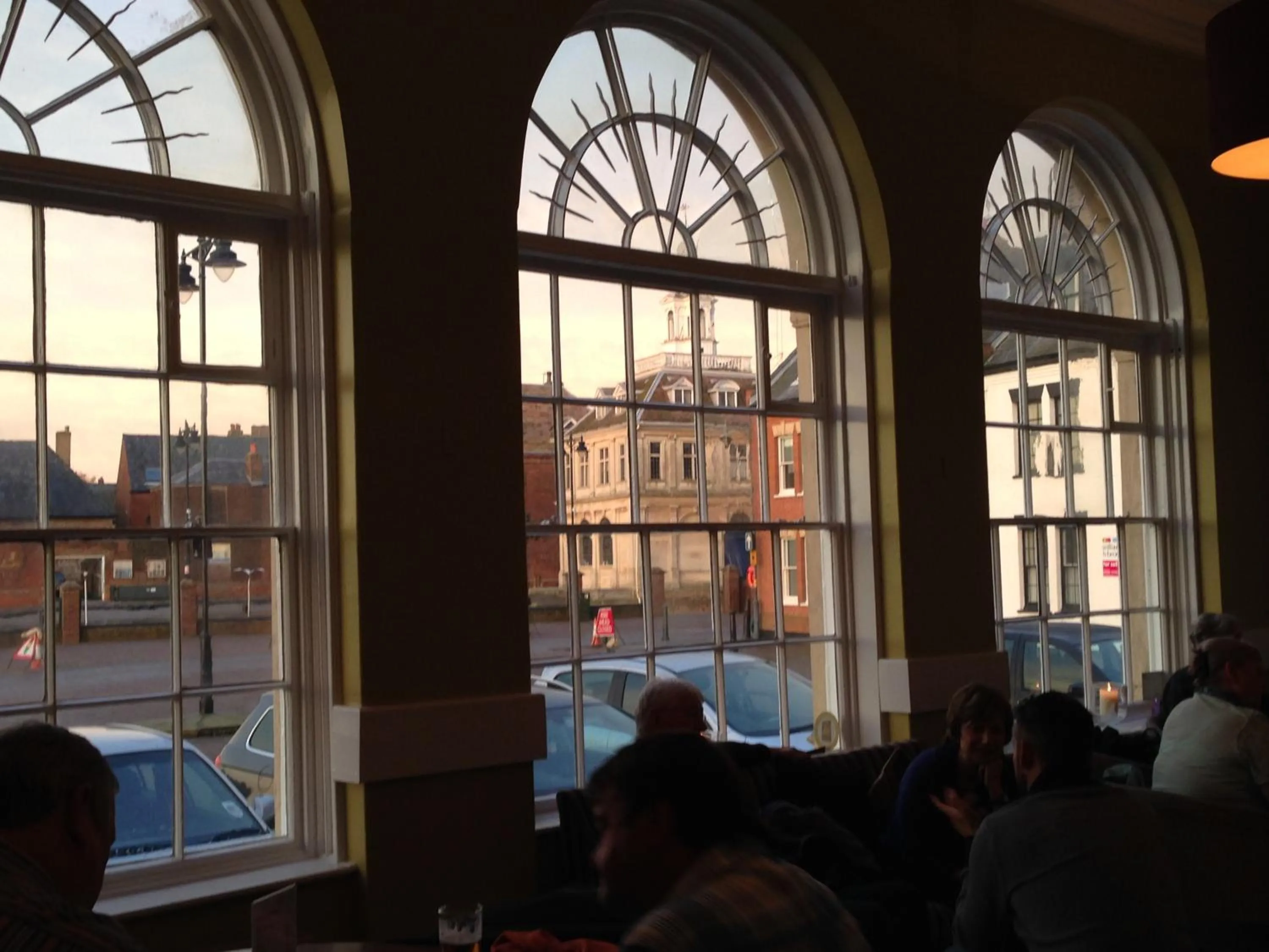 Restaurant/places to eat in Bank House