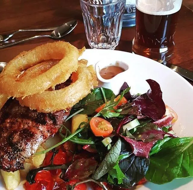 Food and drinks in Bank House