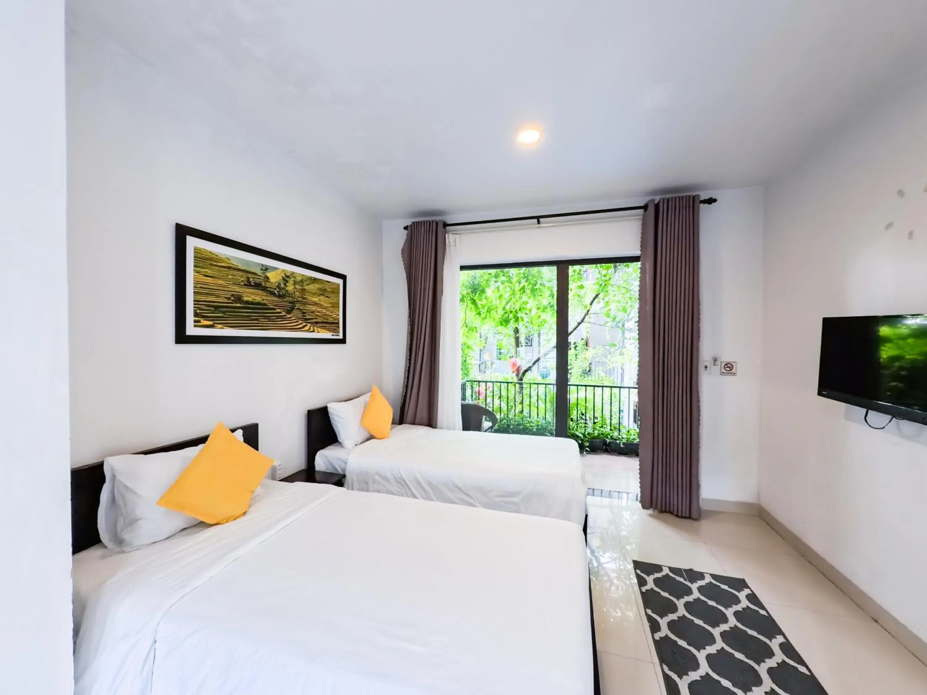 Triple Room with Pool View in My Anh Boutique Villa Hoi An Triple Room with Pool View in My Anh Boutique Villa Hoi An