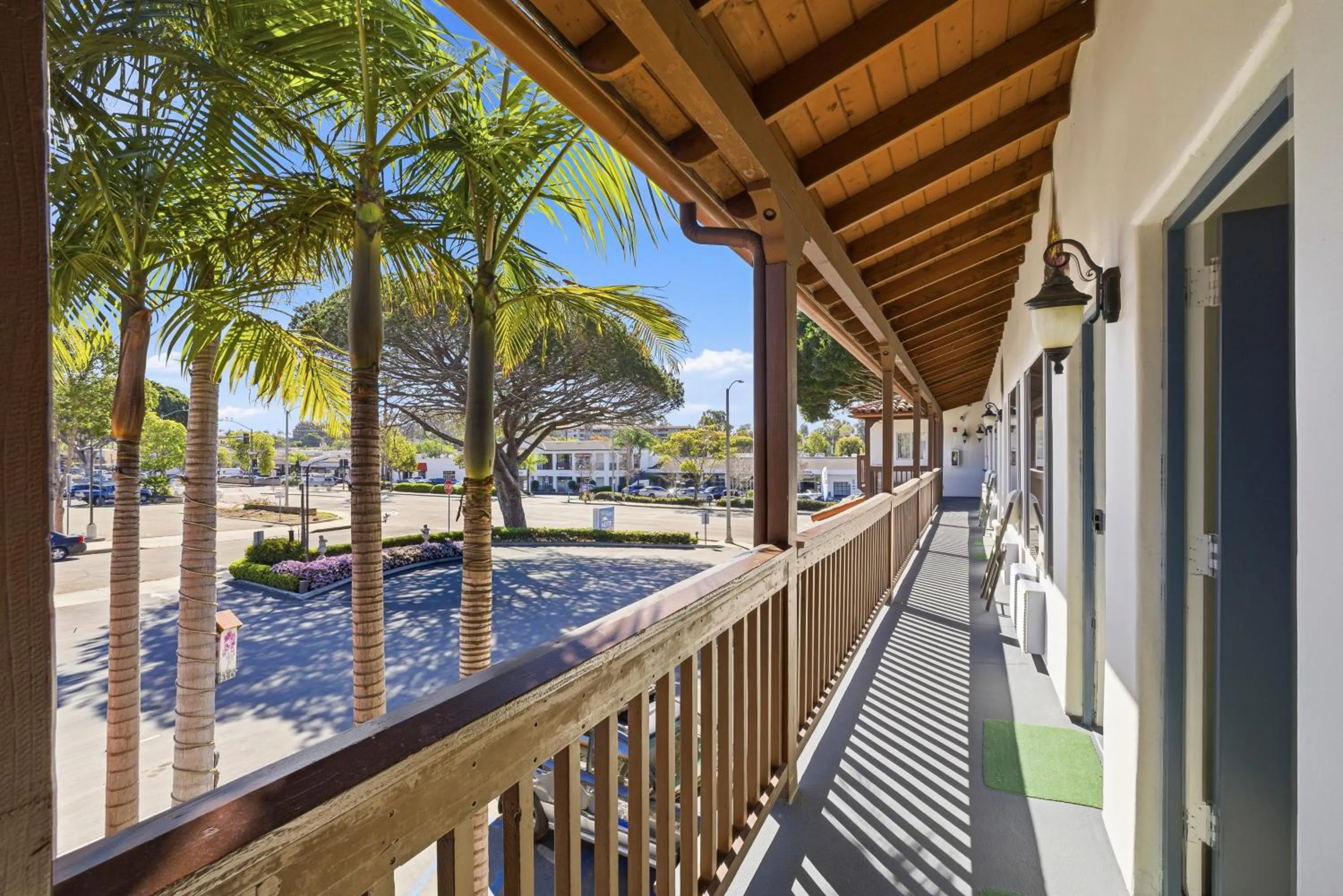 Property building in Sunset Motel