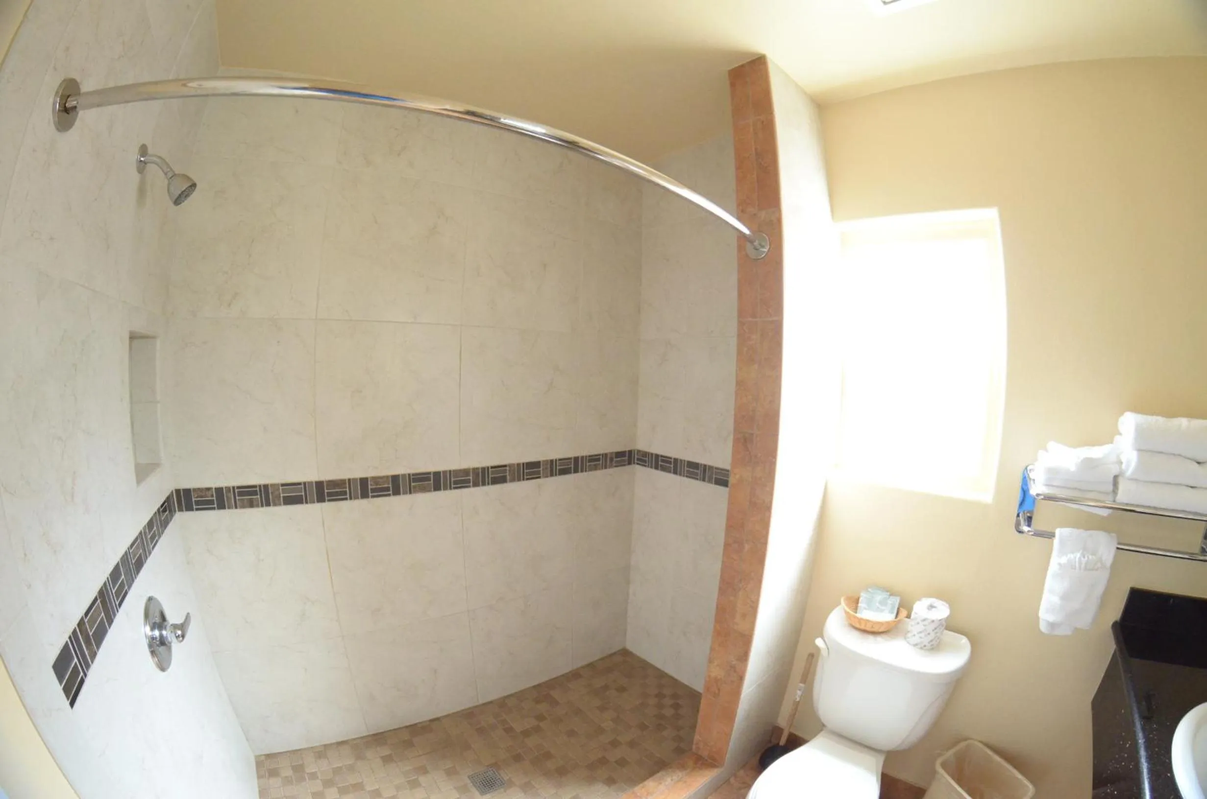 Bathroom in Sunset Motel