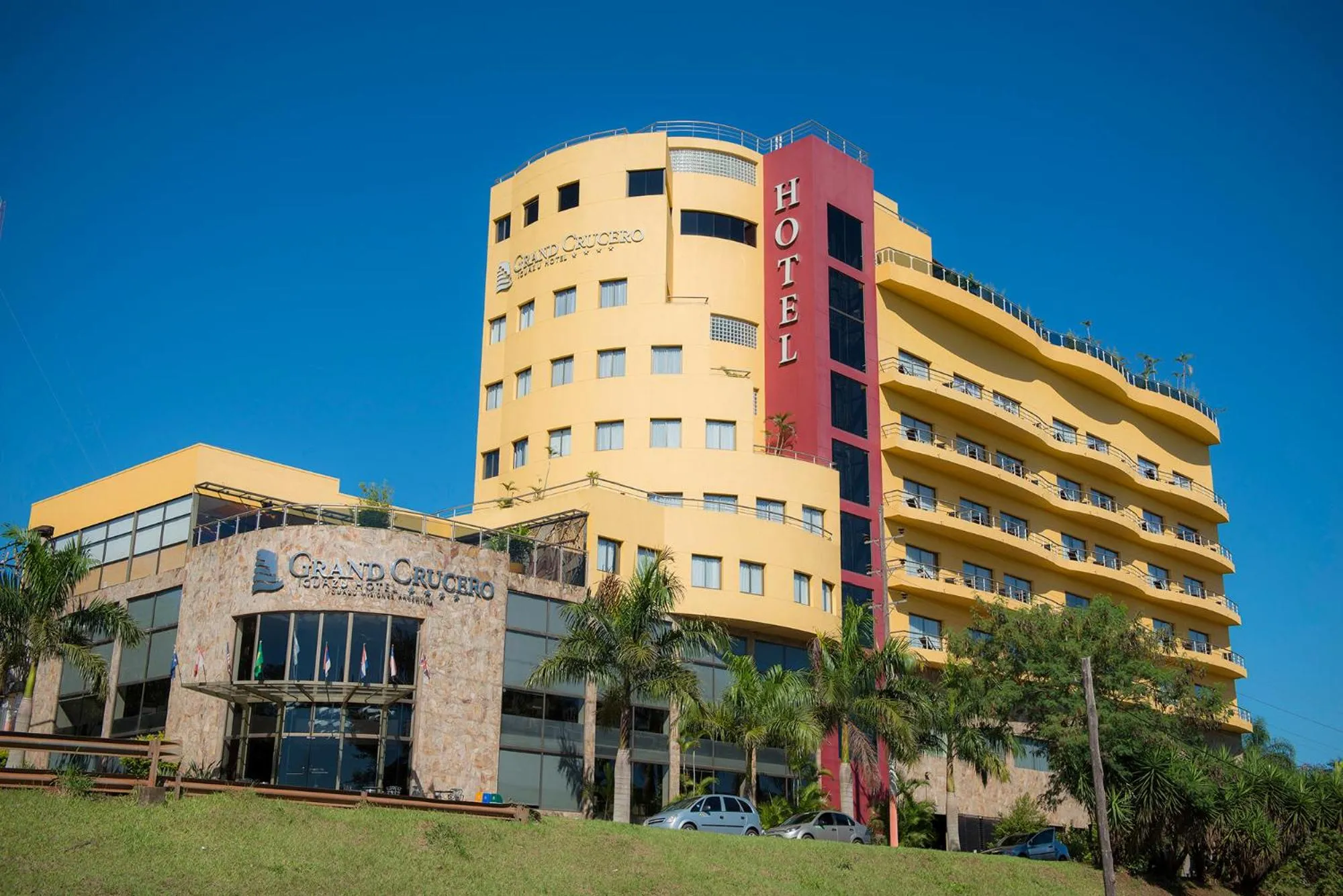 Property building in Grand Crucero Hotel