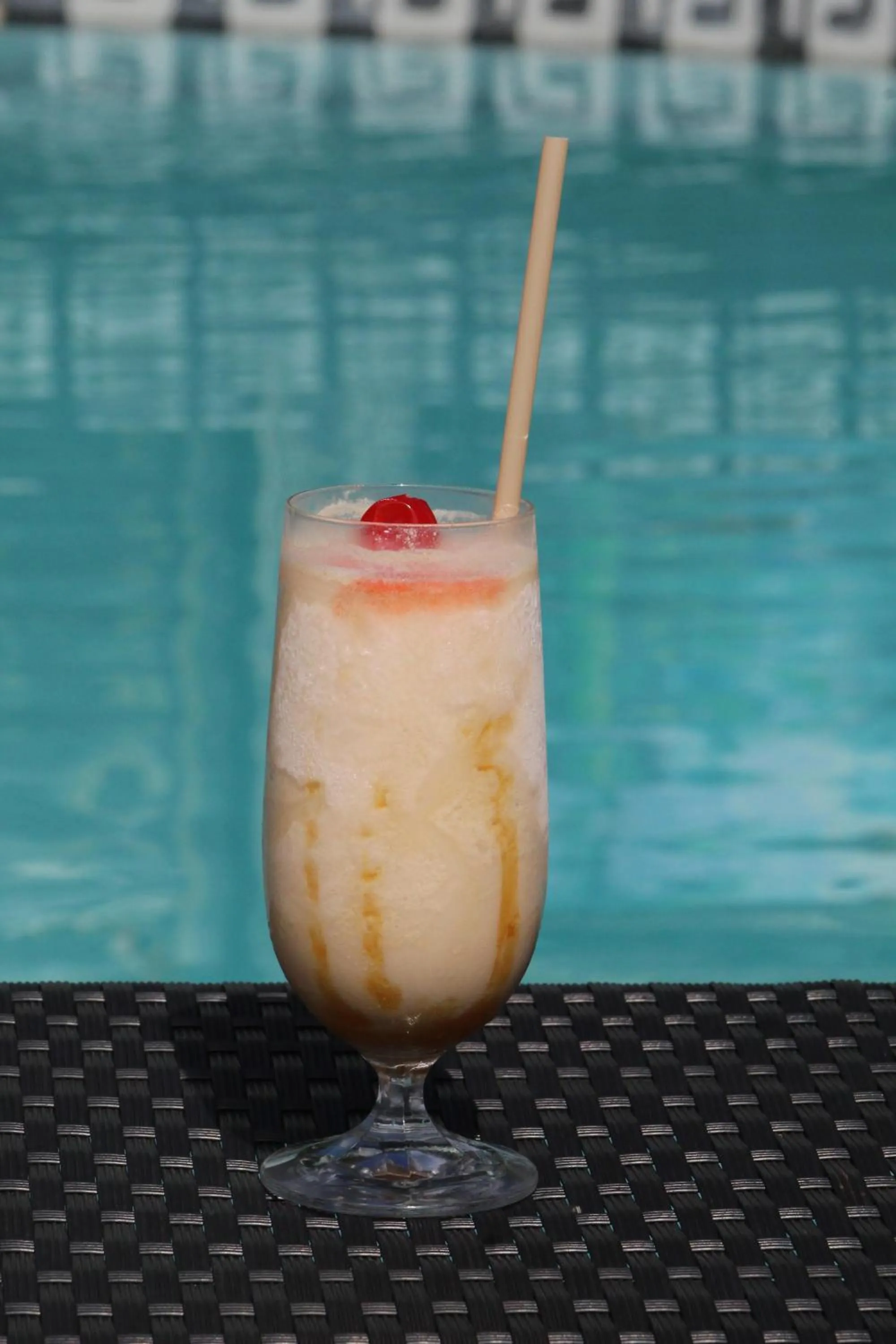 Alcoholic drinks in Calico Jack's Resort