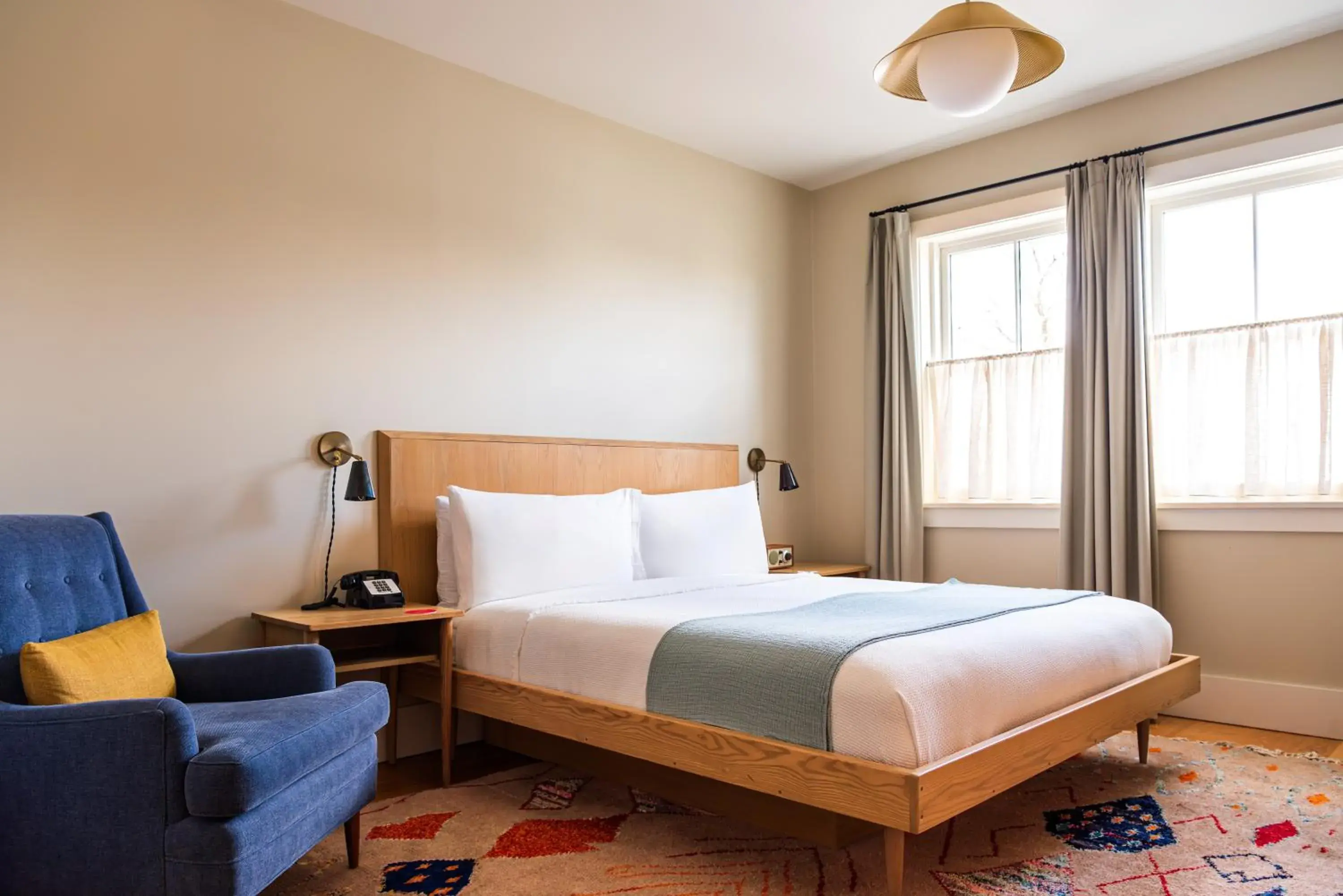 Deluxe King Room in Hotel Kinsley Deluxe King Room in Hotel Kinsley