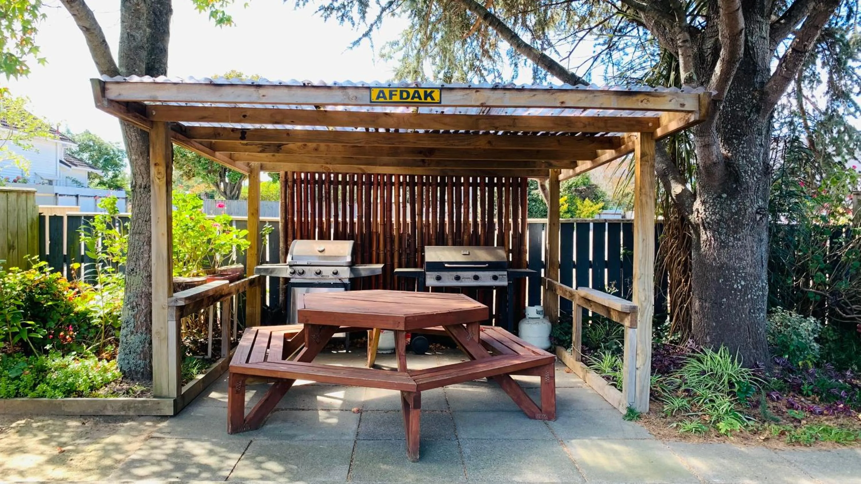 BBQ facilities in Alpha Motor Inn