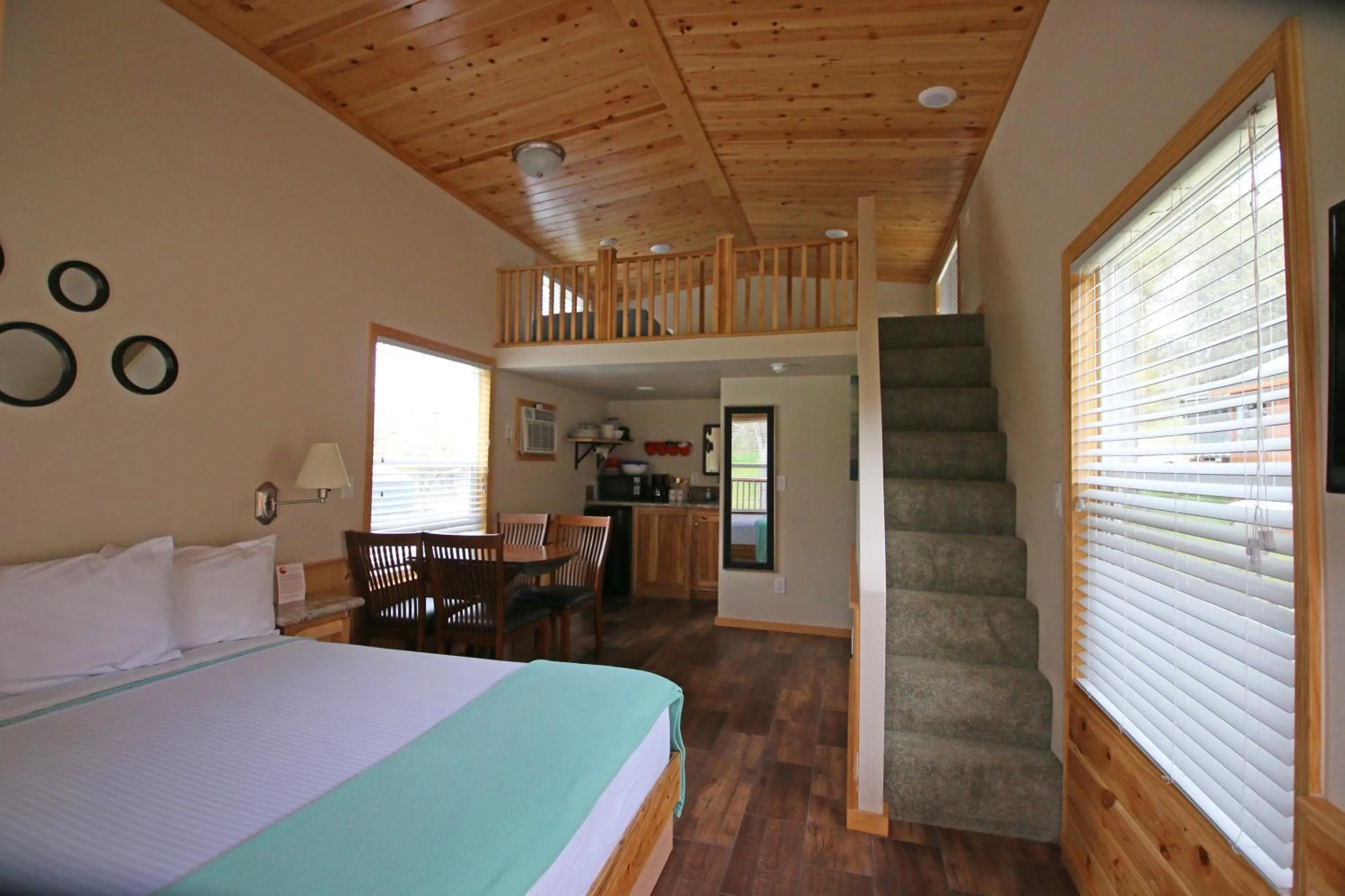 Bed in Yosemite RV Resort