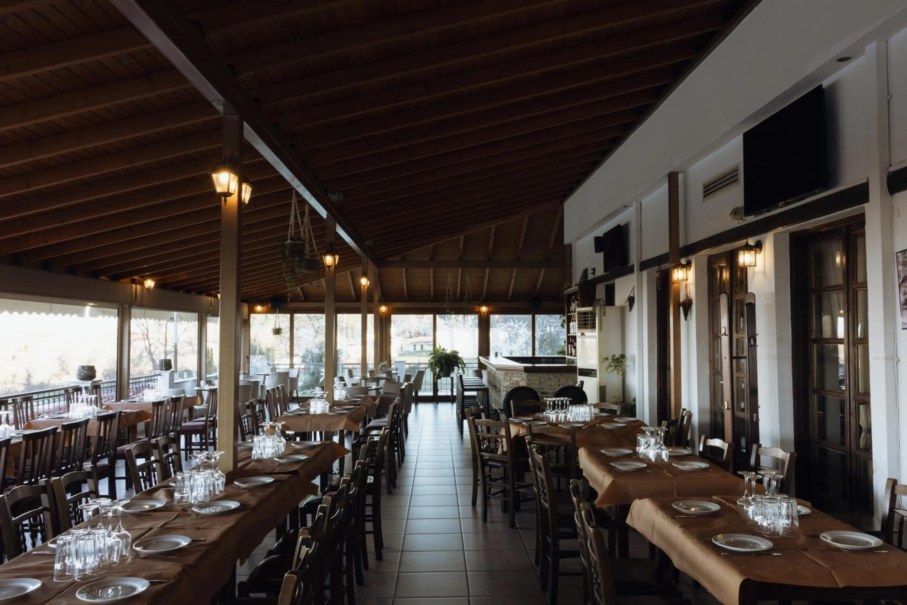 Restaurant/places to eat in Agnanti Hotel