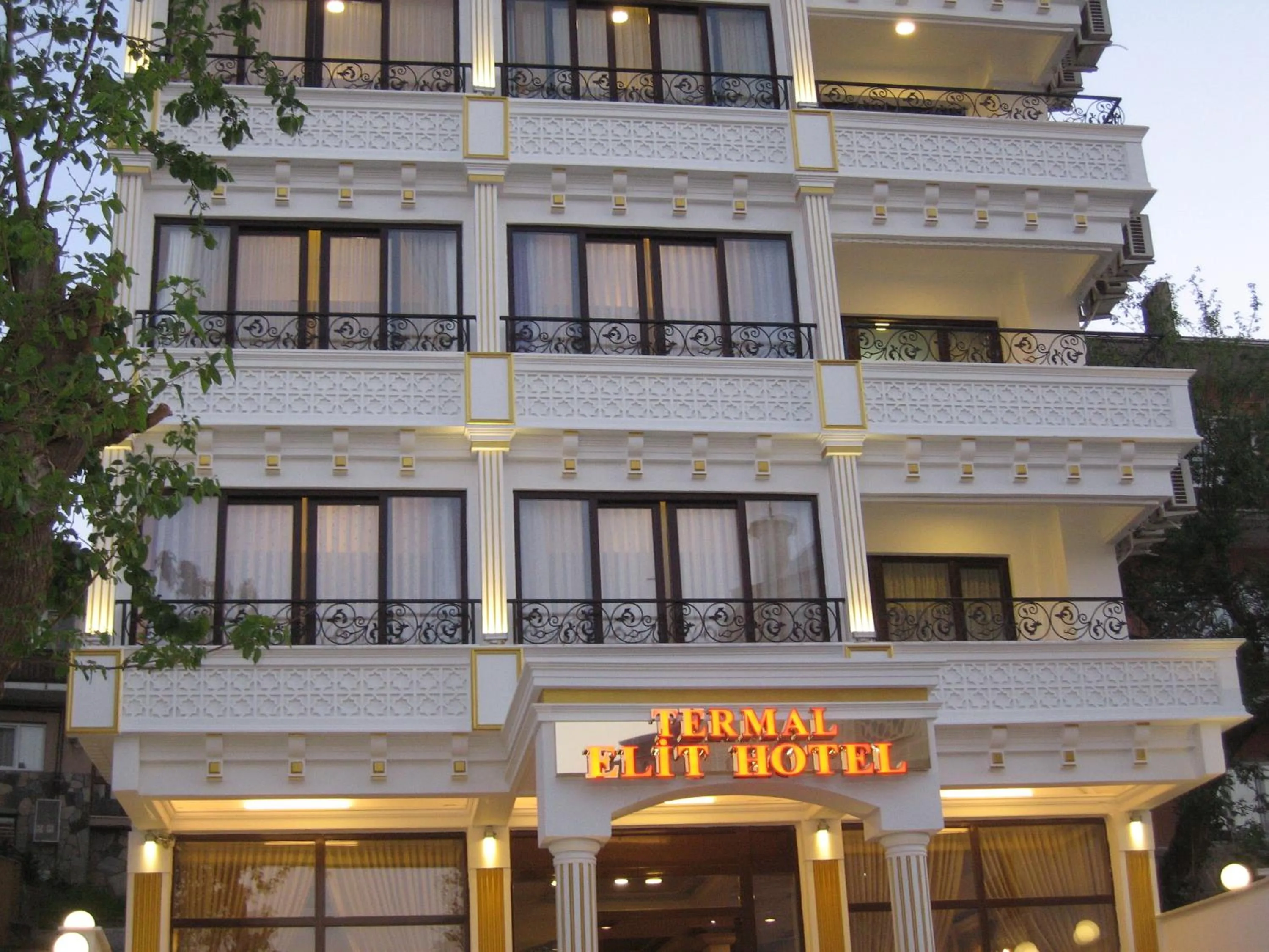 Facade/entrance in Termal Elit Hotel