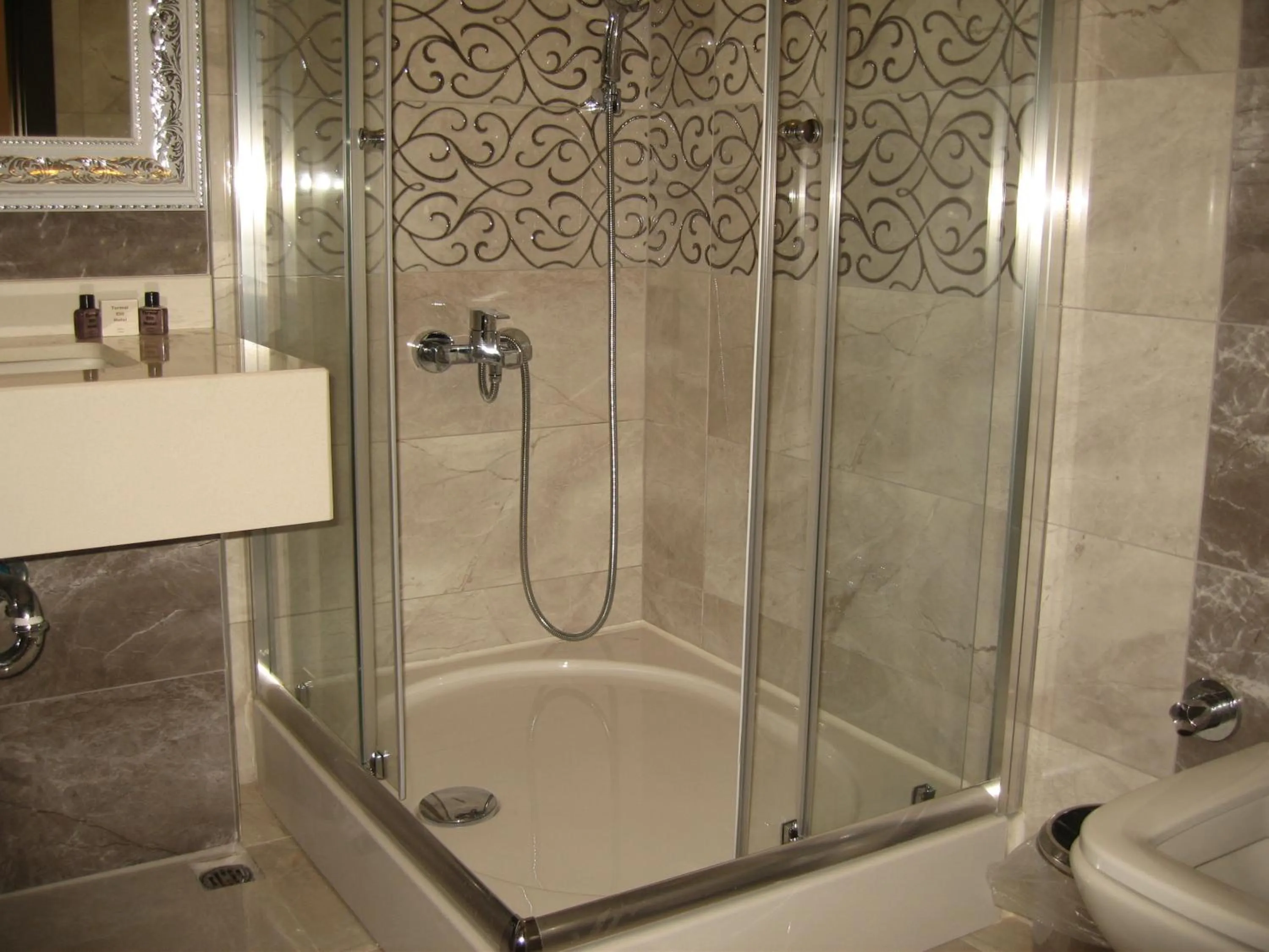 Bathroom in Termal Elit Hotel