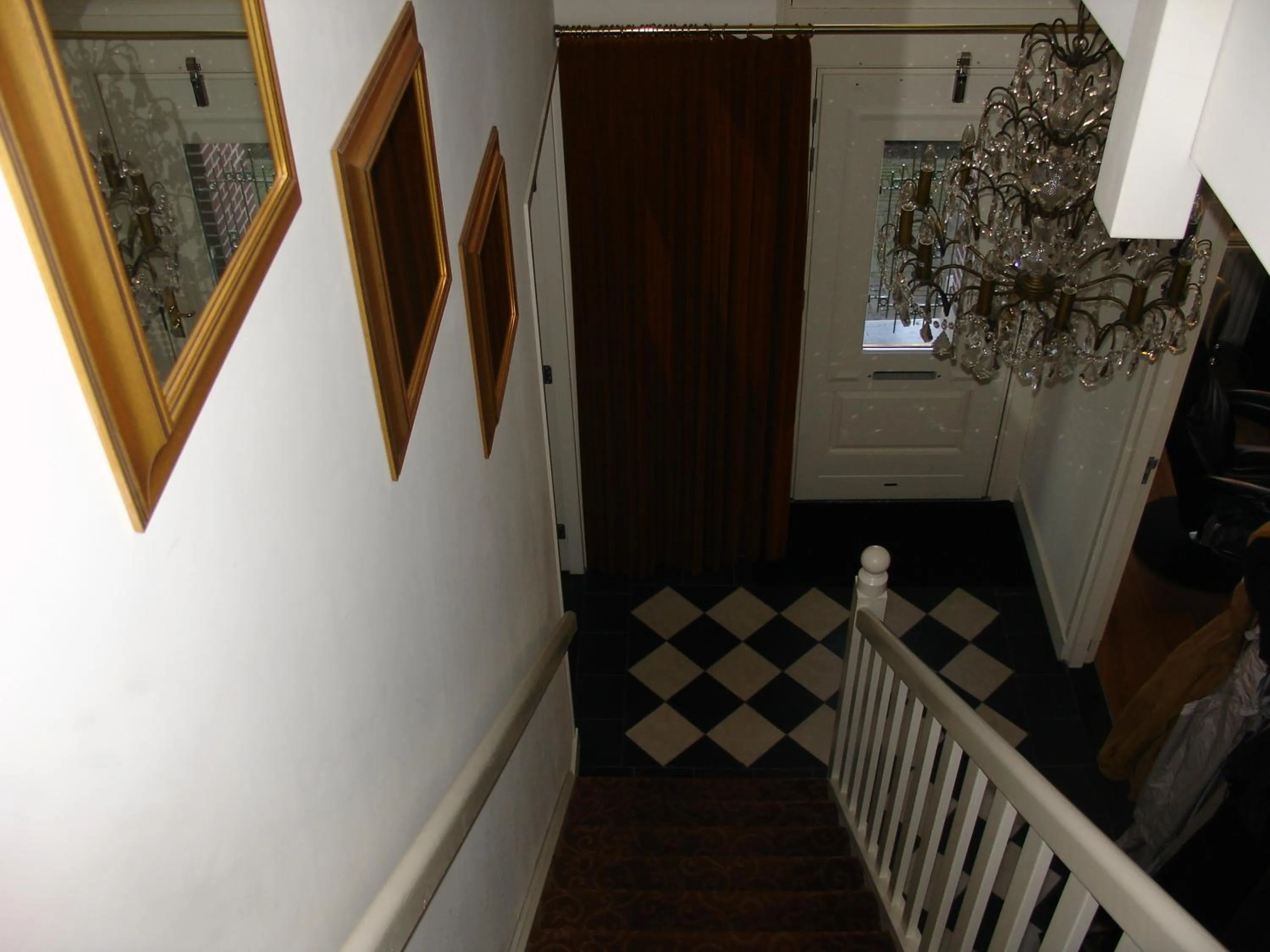 Decorative detail in Hotel de Reiziger