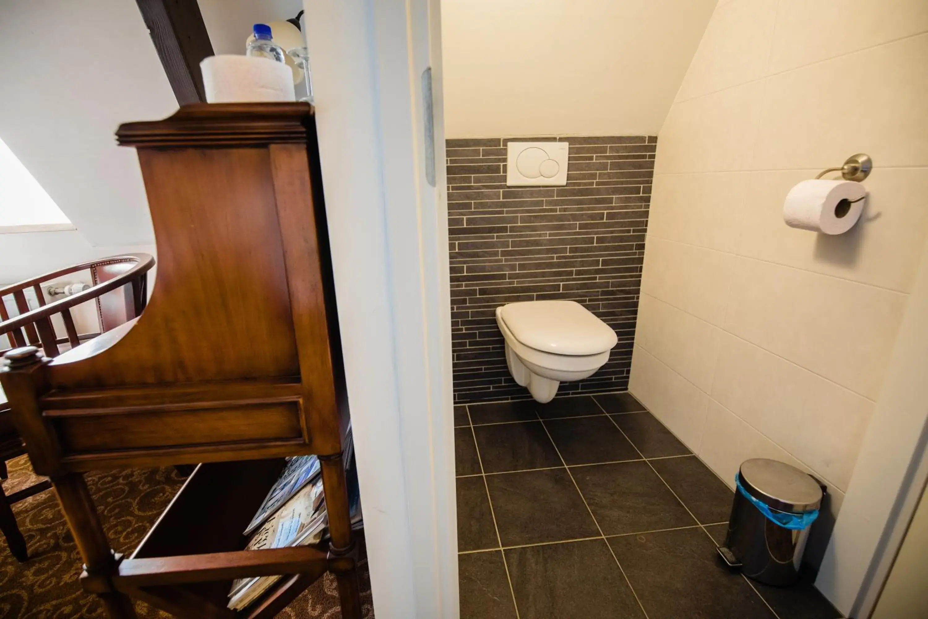 Twin Room - single occupancy in Hotel de Reiziger Twin Room - single occupancy in Hotel de Reiziger