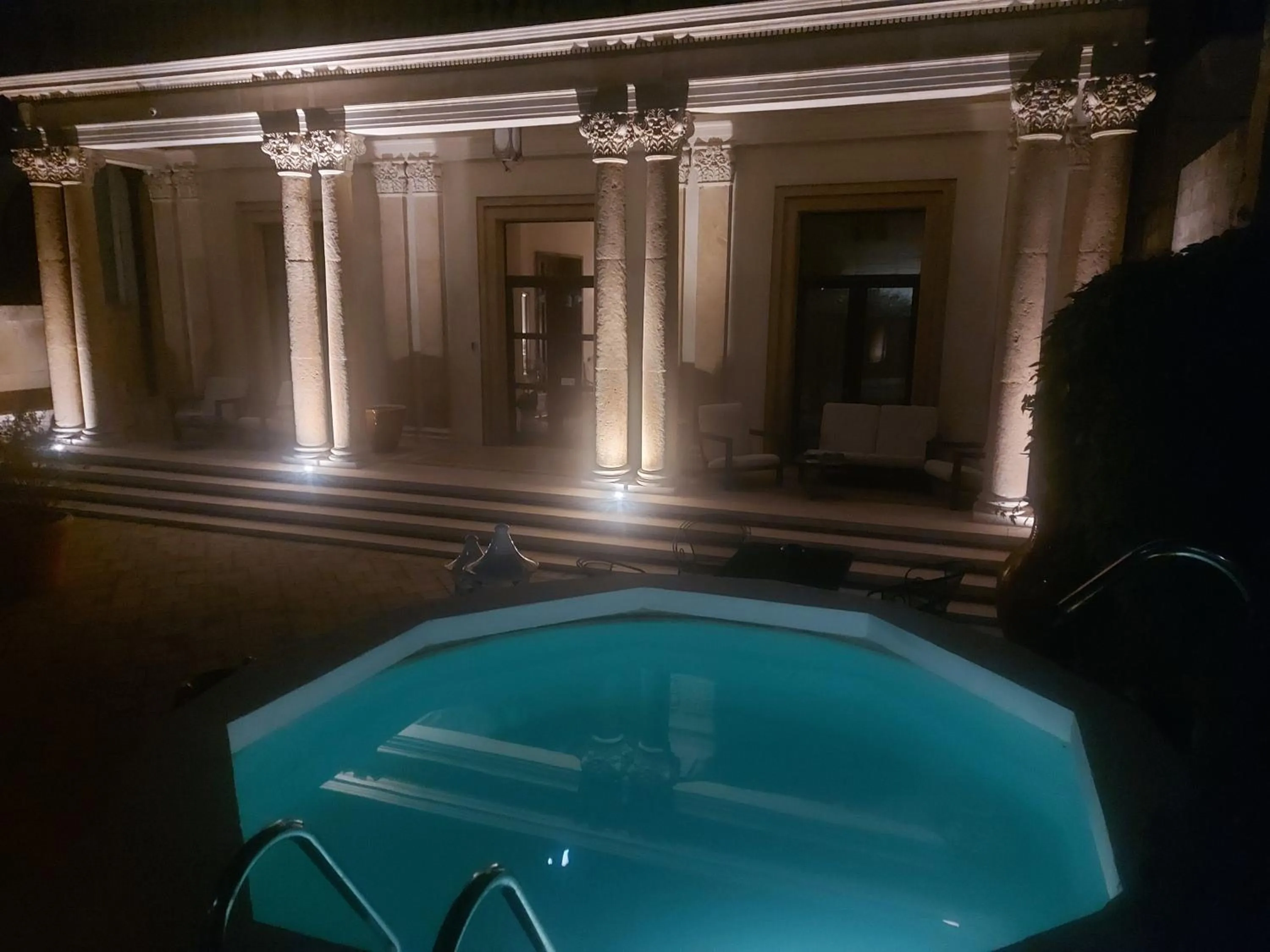 Dimora Charleston Lecce parcheggio privato in loco gratis