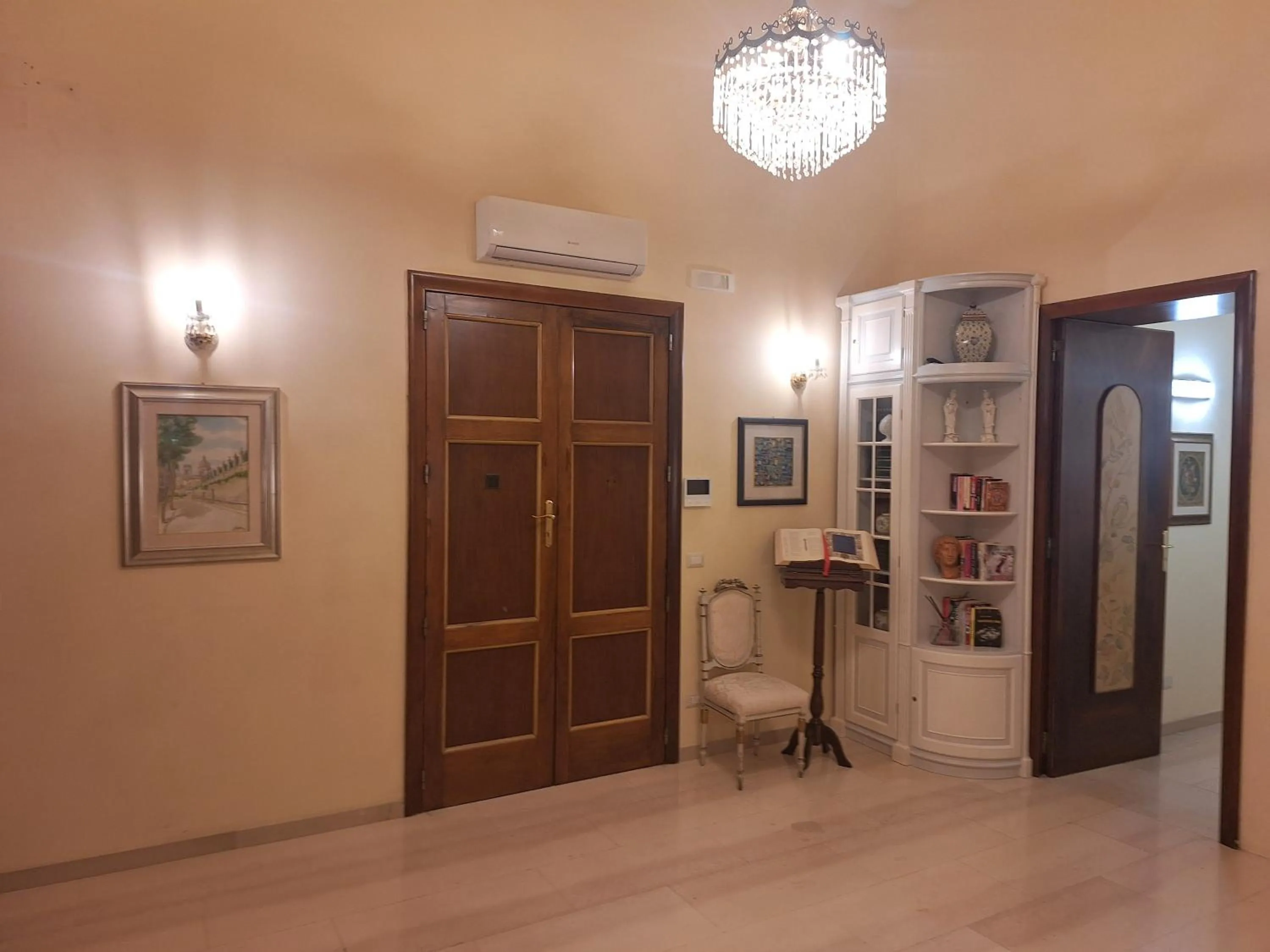 Dimora Charleston Lecce parcheggio privato in loco gratis