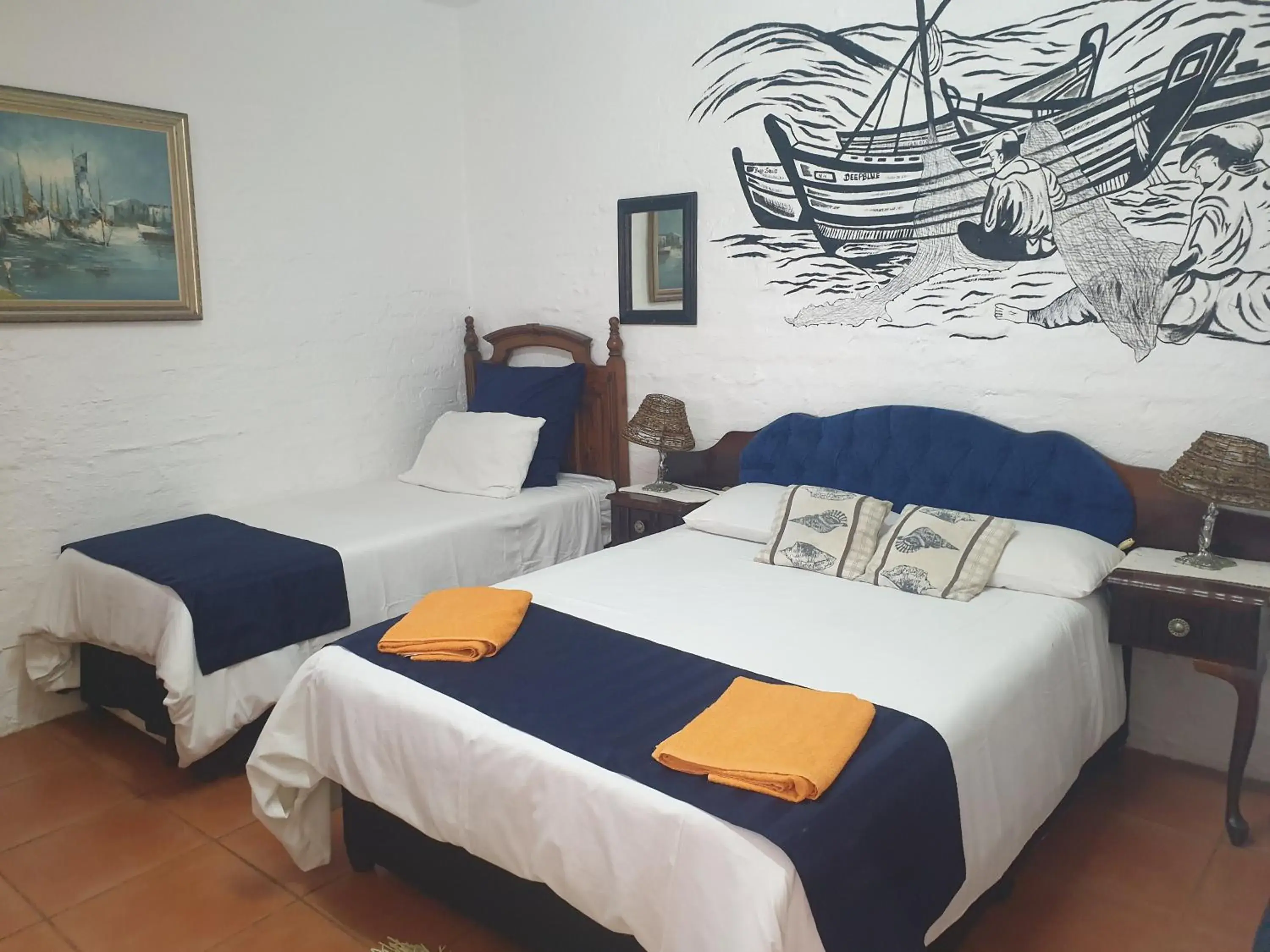 Double Room with Private Bathroom - single occupancy in Deep Blue Guest House Double Room with Private Bathroom - single occupancy in Deep Blue Guest House