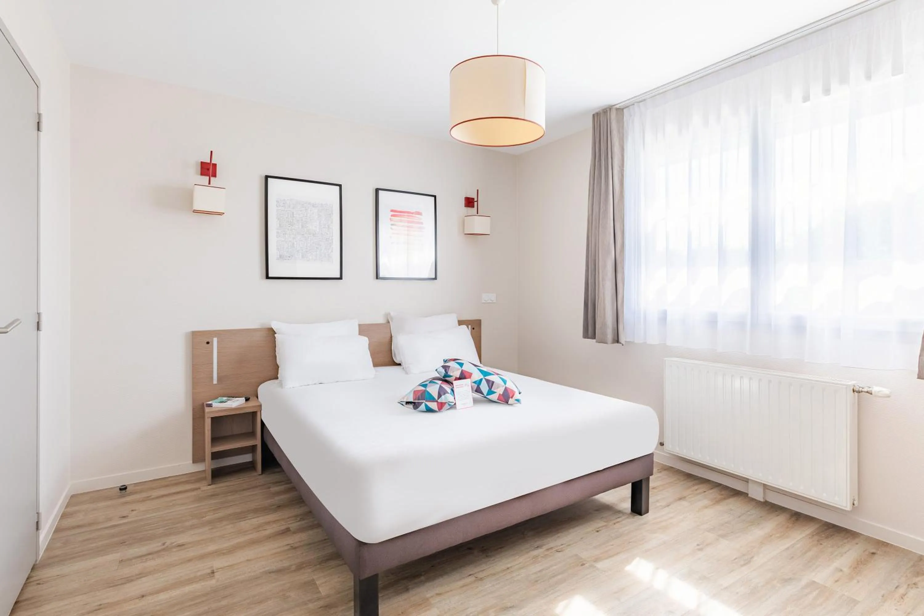 Bed in Appart'City Confort Orléans