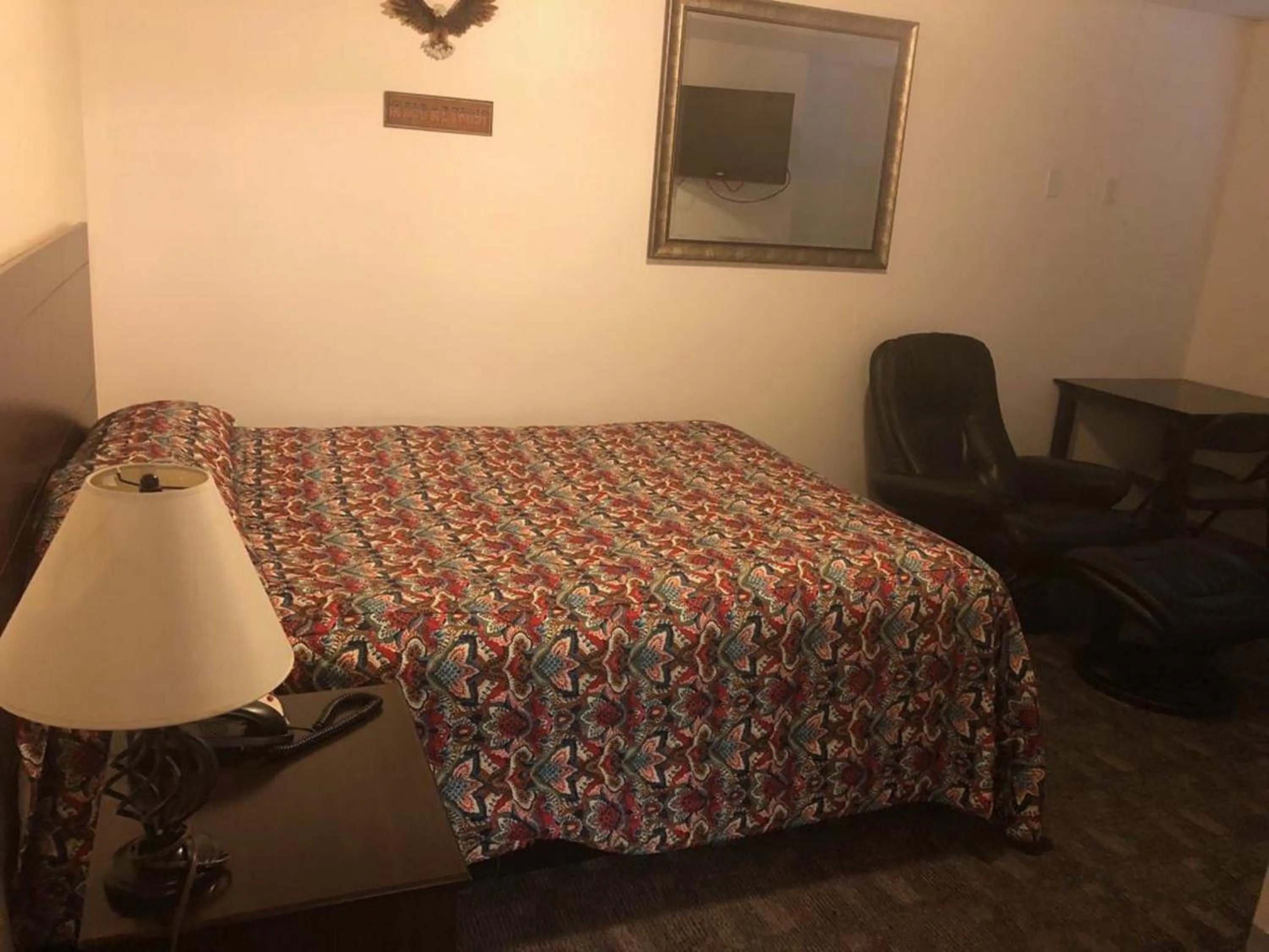 Photo of the whole room in Campbell Lodge