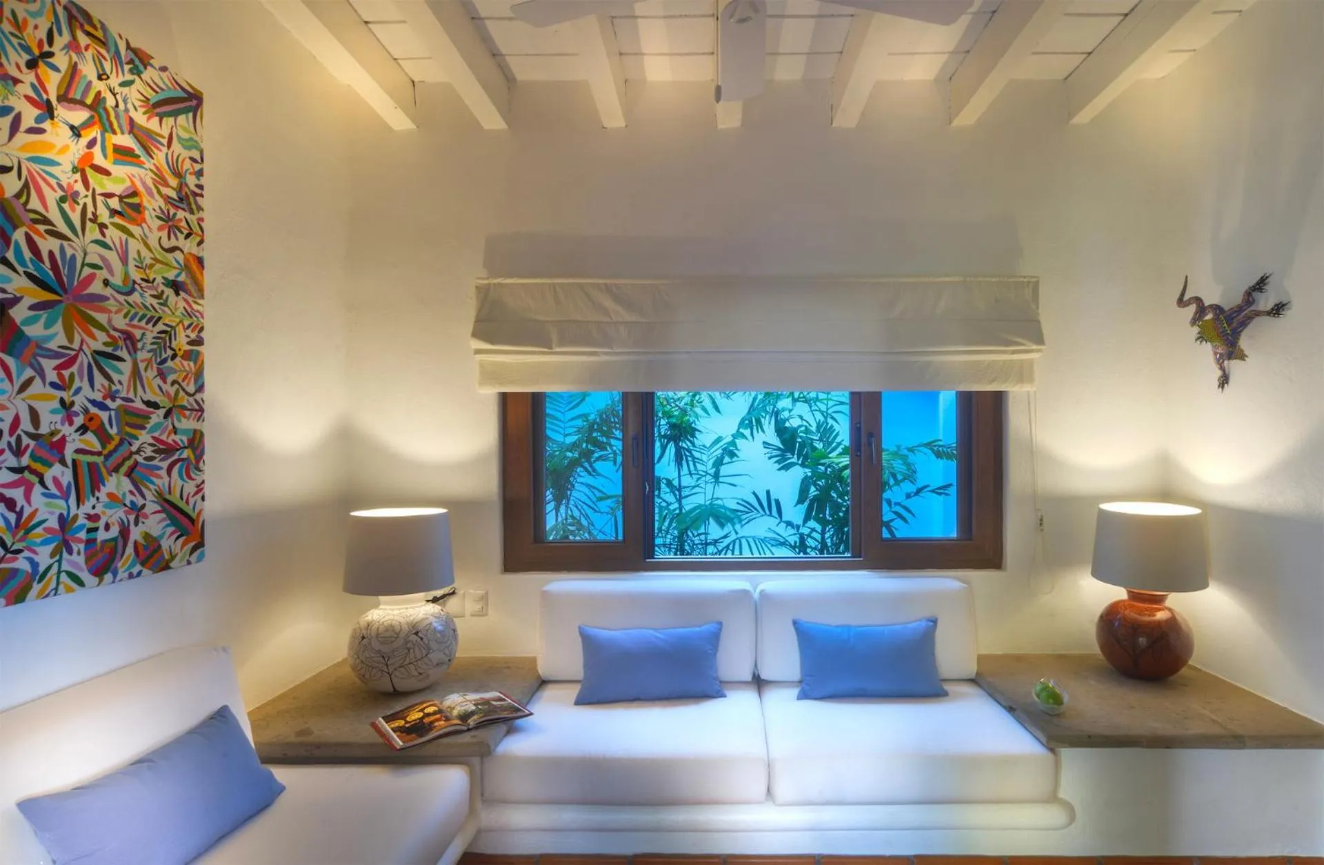 Living room in Mi Otra Casa